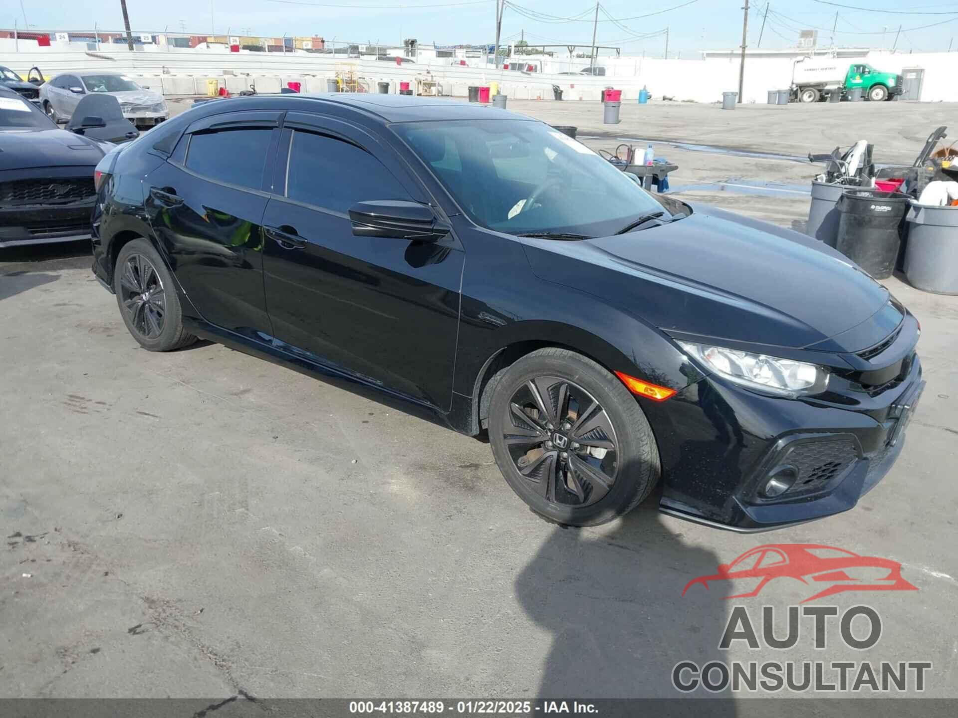 HONDA CIVIC 2017 - SHHFK7H50HU418986
