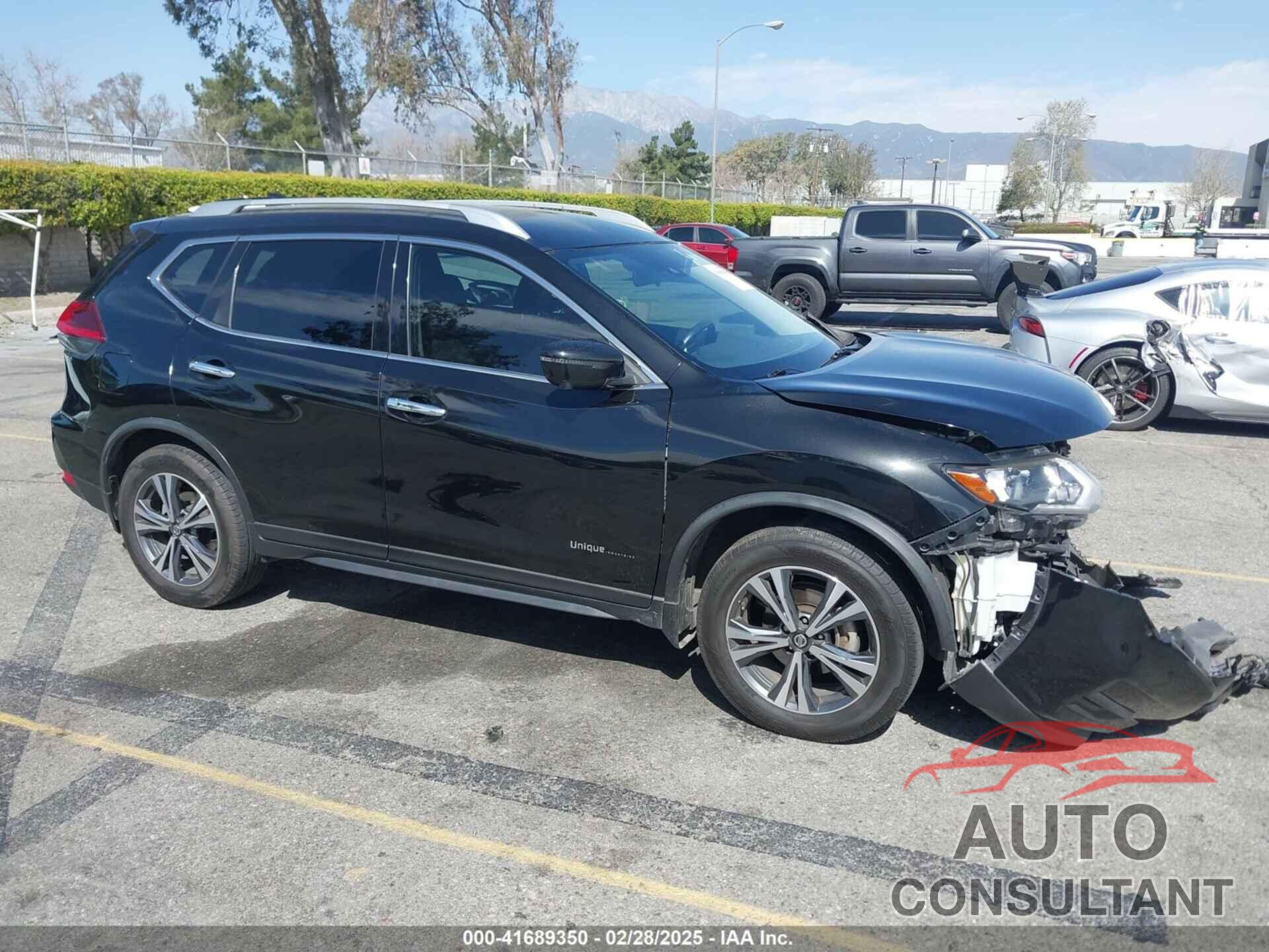 NISSAN ROGUE 2019 - JN8AT2MT3KW267648