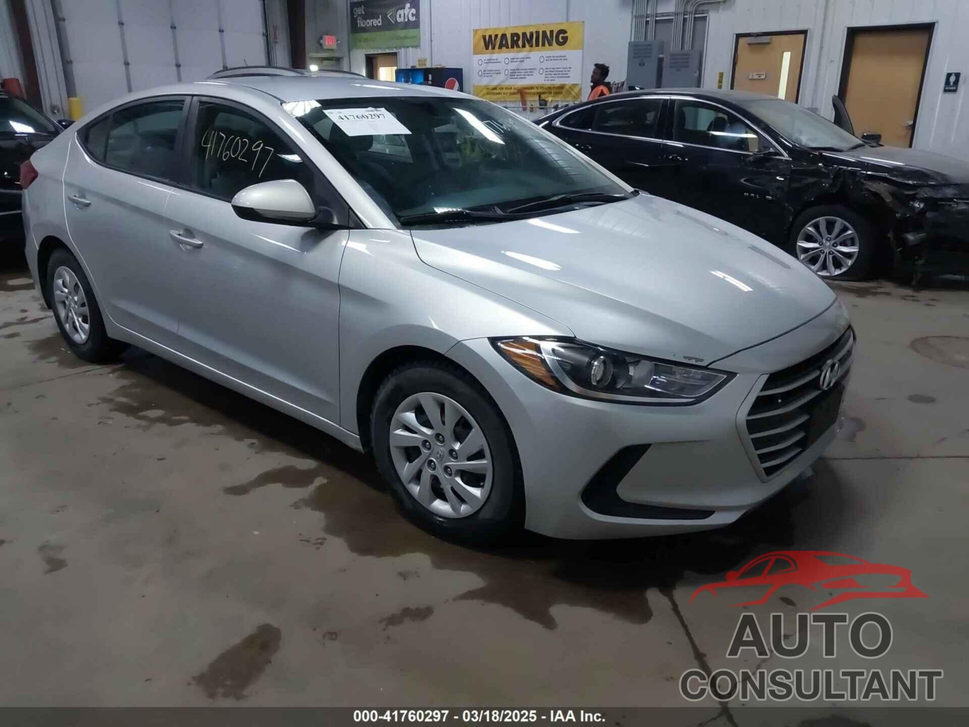 HYUNDAI ELANTRA 2017 - 5NPD74LF3HH207811