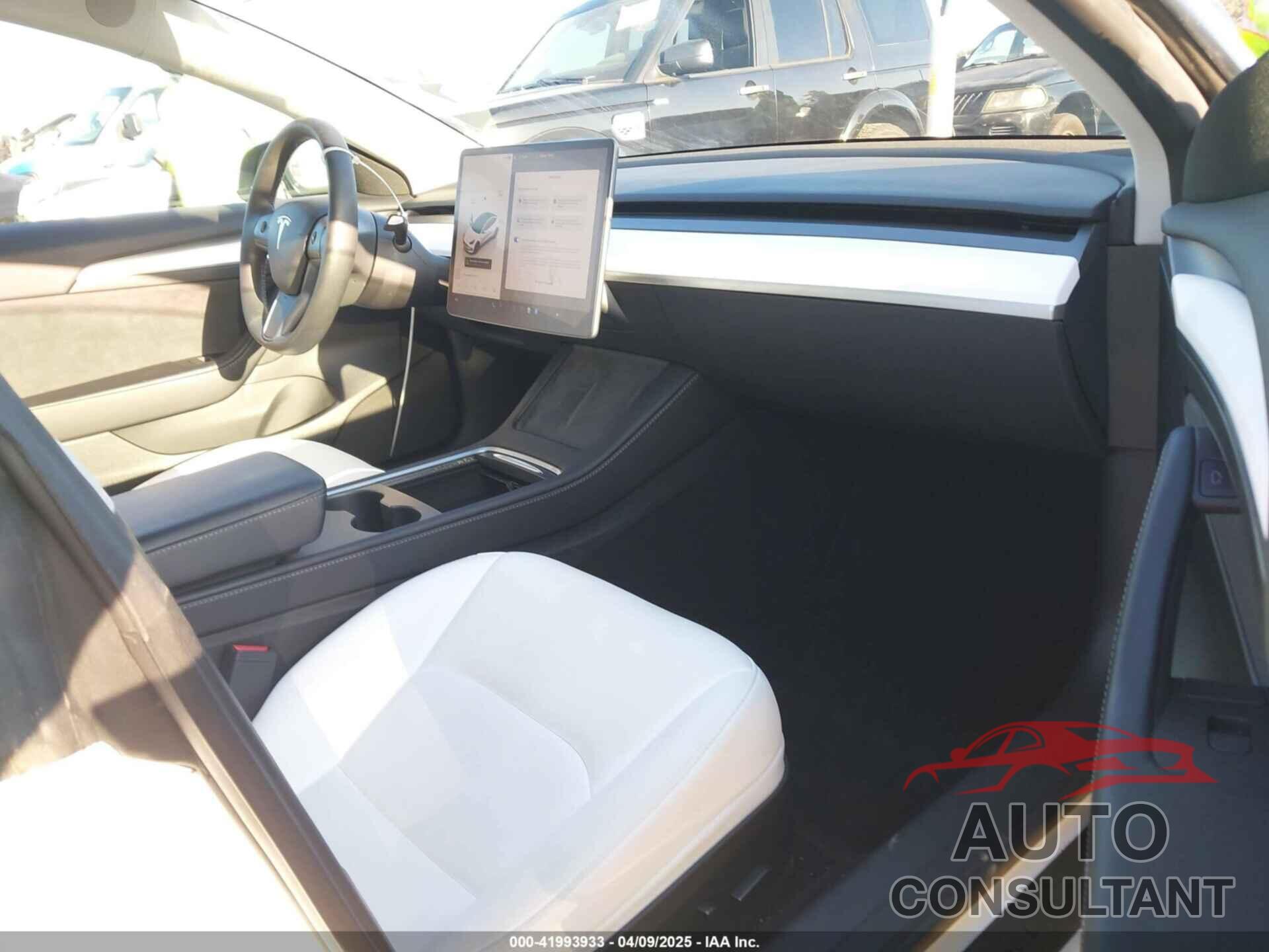 TESLA MODEL 3 2023 - 5YJ3E1EA2PF551631