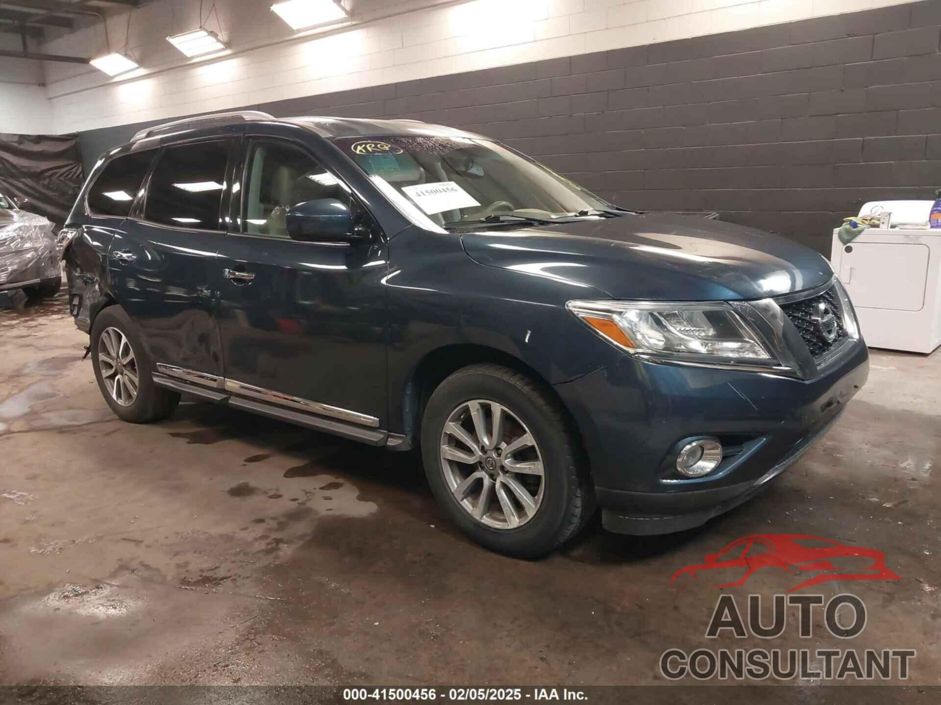 NISSAN PATHFINDER 2013 - 5N1AR2MM3DC661136