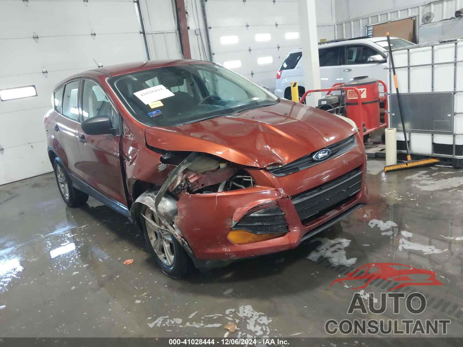 FORD ESCAPE 2014 - 1FMCU0F76EUE51810