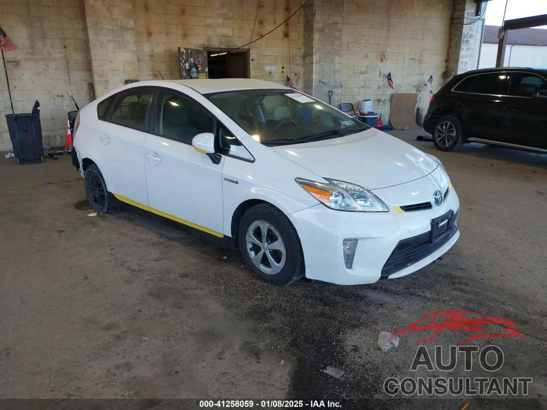 TOYOTA PRIUS 2015 - JTDKN3DU4F1951345