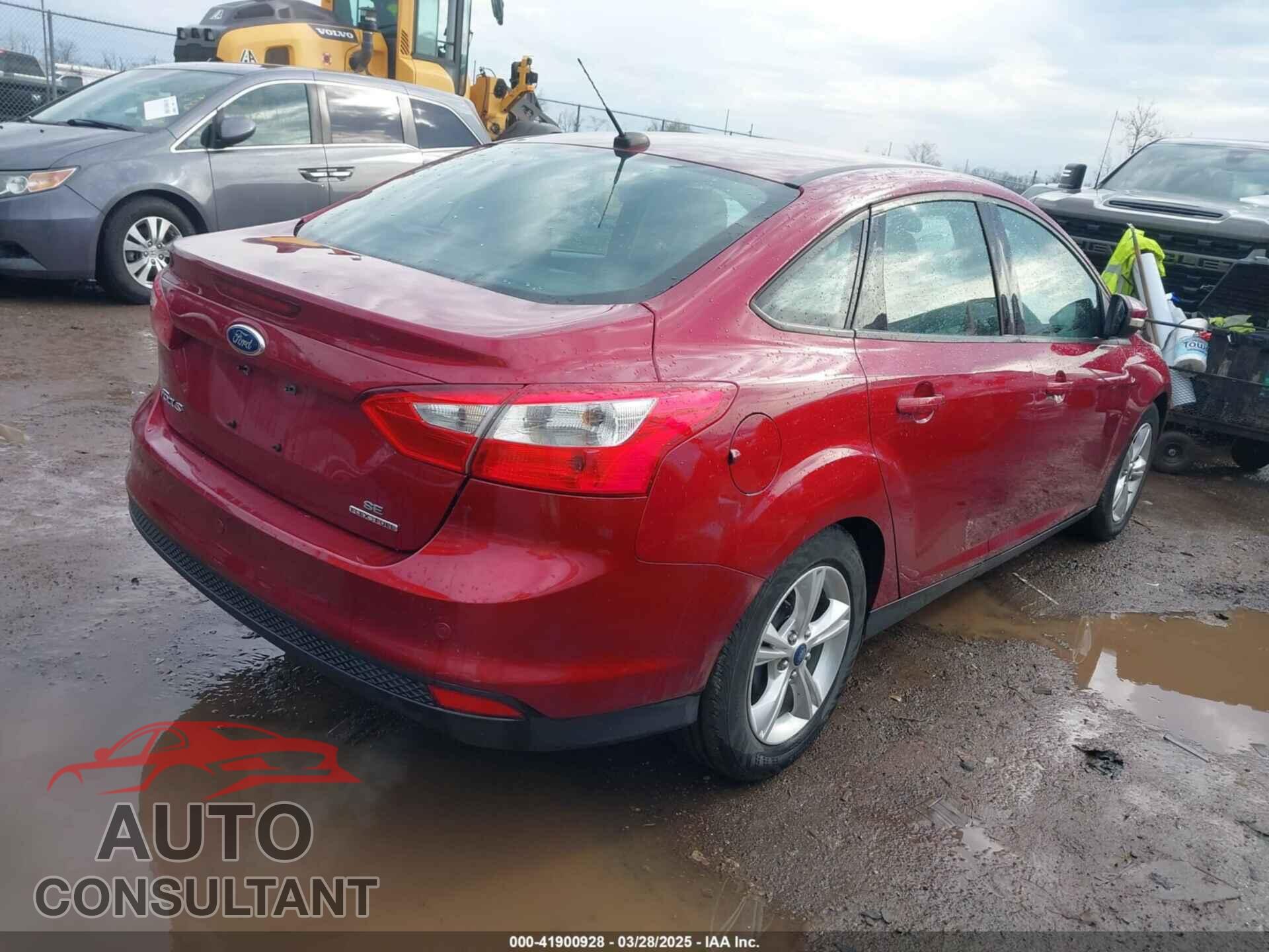 FORD FOCUS 2014 - 1FADP3F2XEL217378