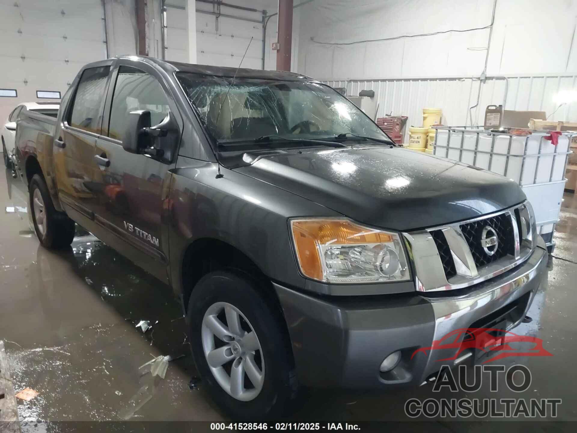 NISSAN TITAN 2010 - 1N6BA0EC7AN321219