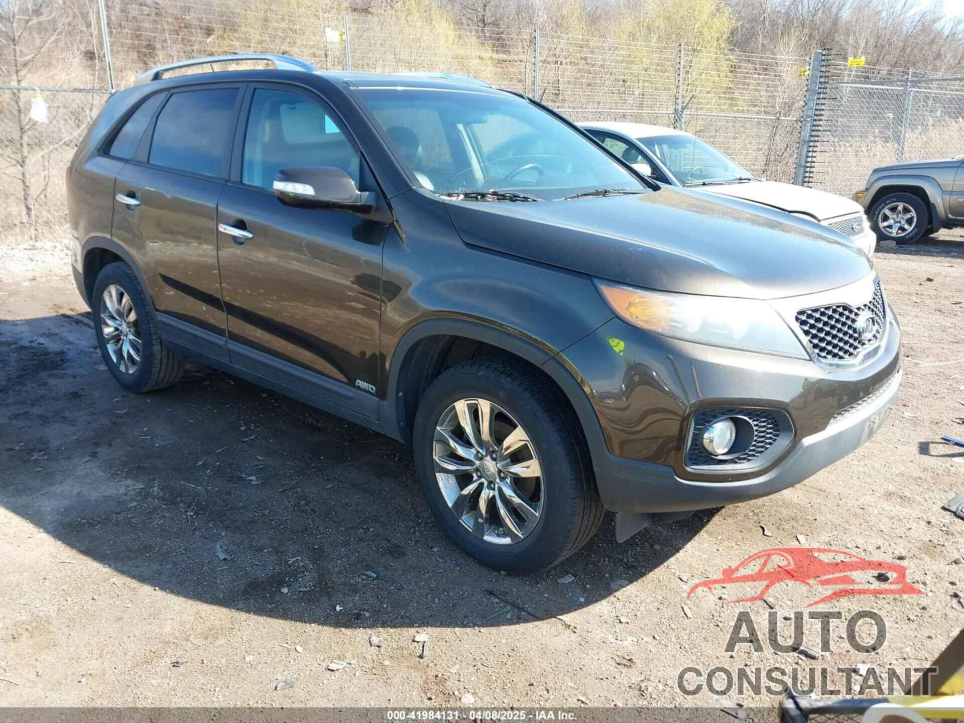 KIA SORENTO 2011 - 5XYKUDA28BG164663