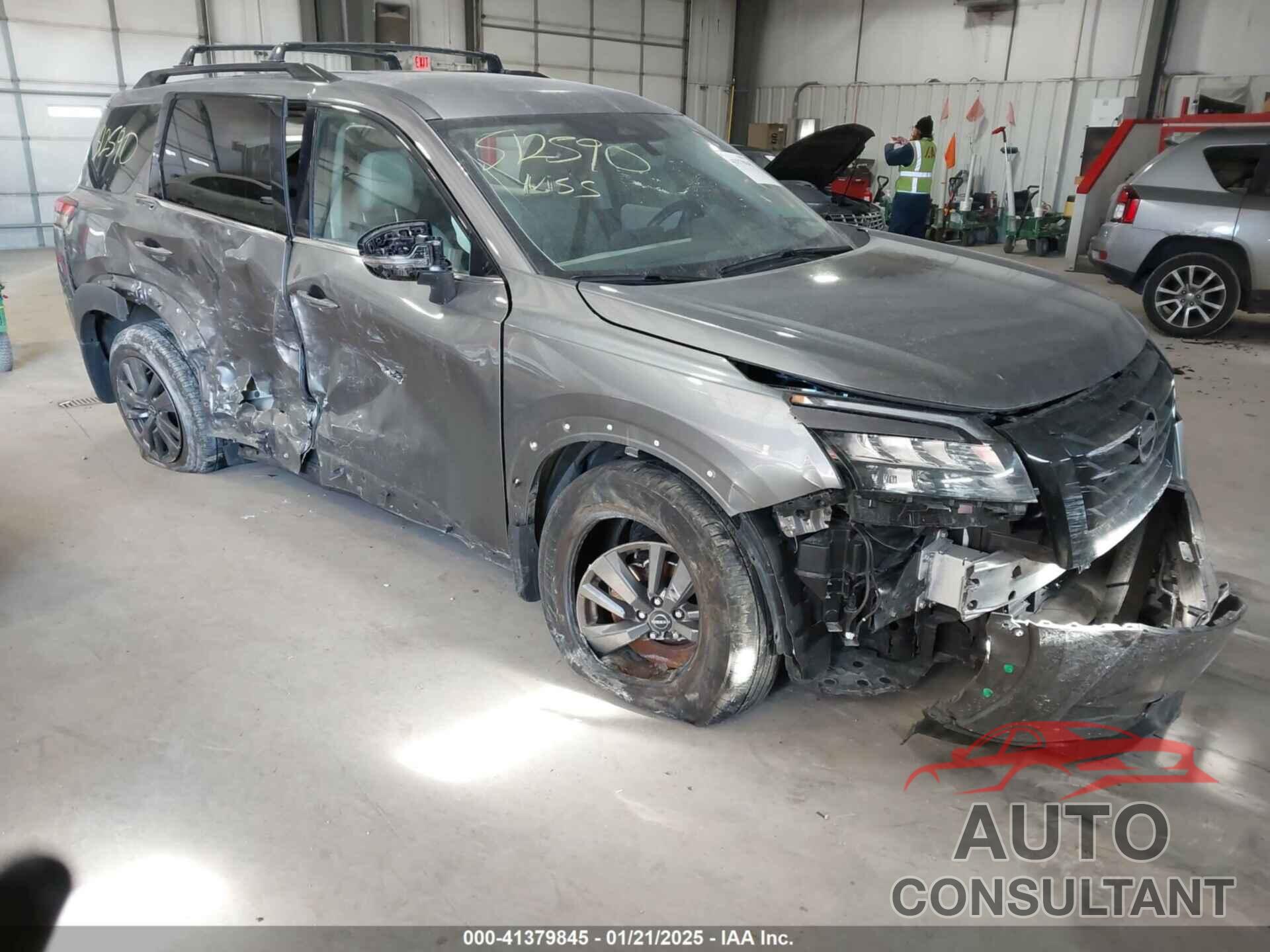 NISSAN PATHFINDER 2023 - 5N1DR3BC2PC241014