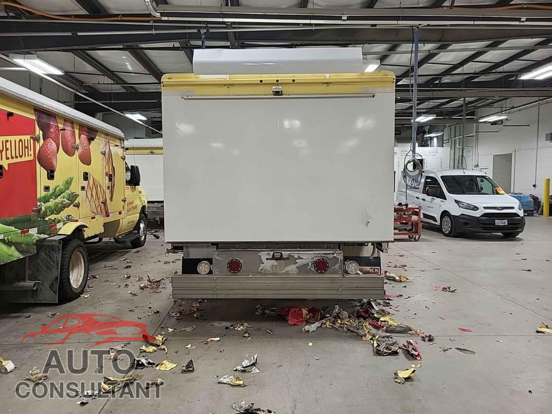 FORD E-450 CUTAWAY 2018 - 1FDXE4FSXJDC24933