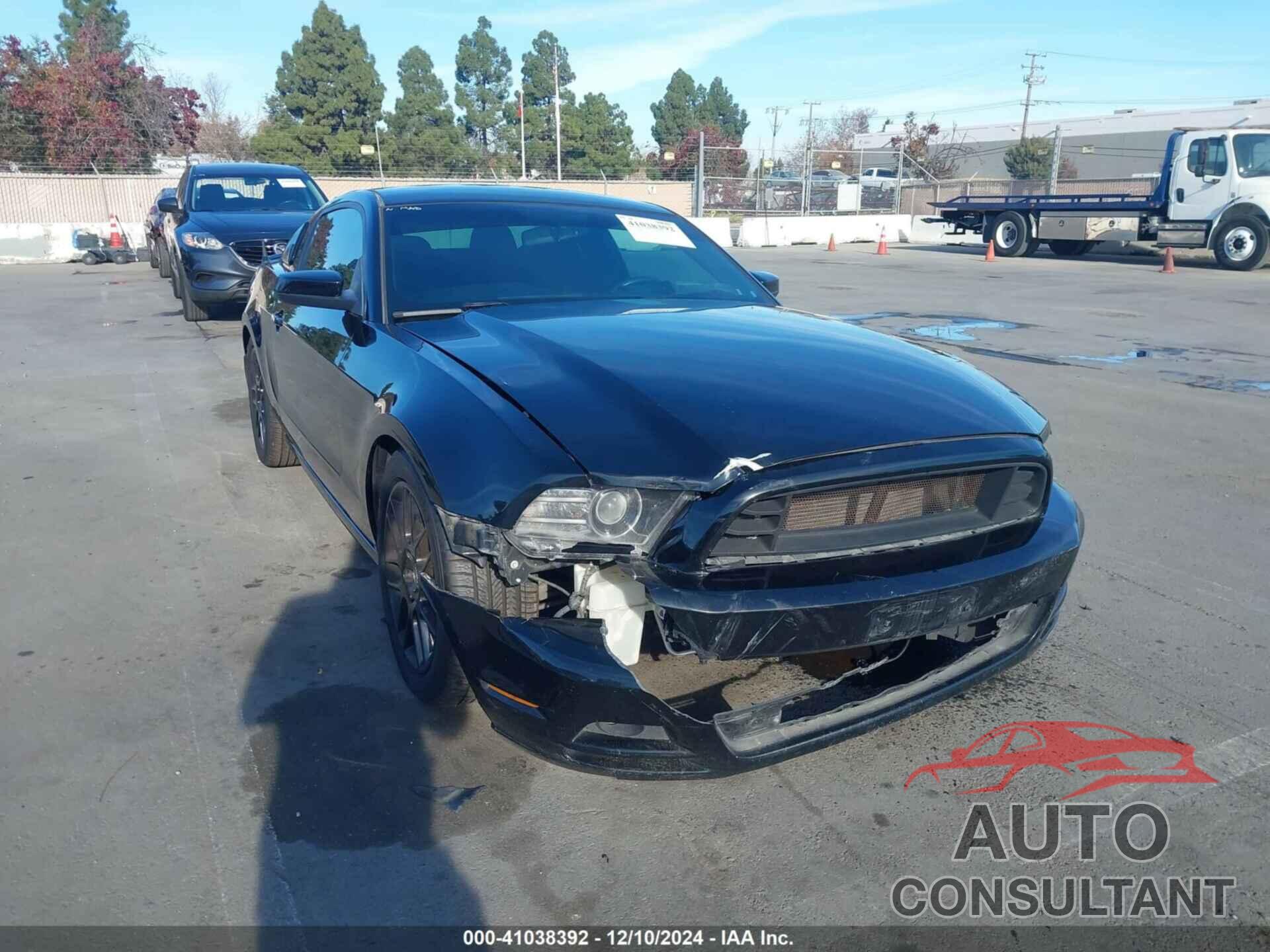 FORD MUSTANG 2014 - 1ZVBP8AM0E5215437