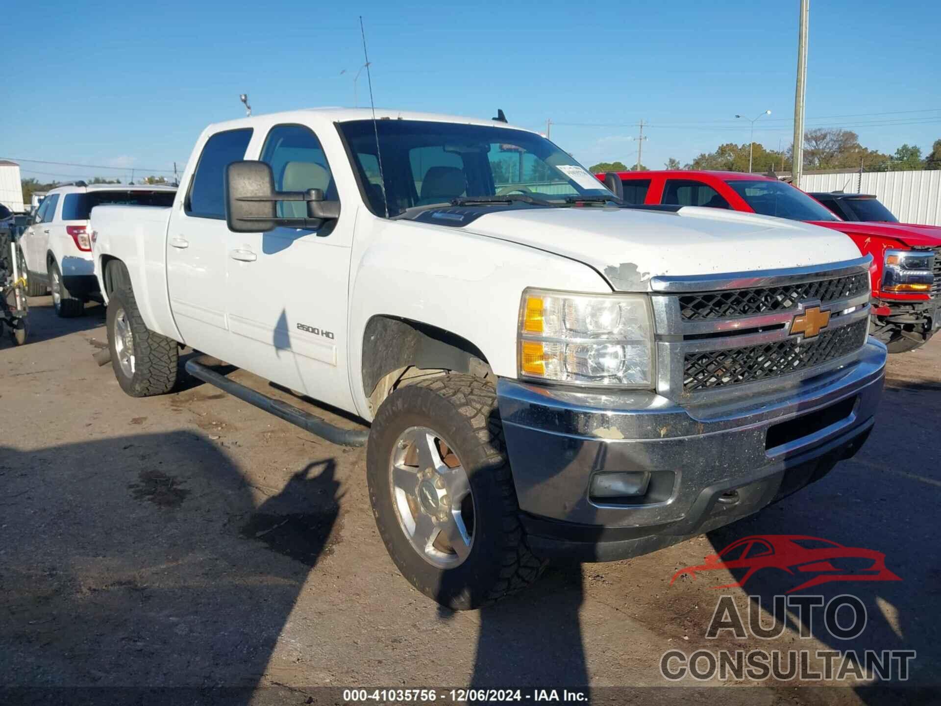 CHEVROLET SILVERADO 2500HD 2013 - 1GC1KYE83DF108000