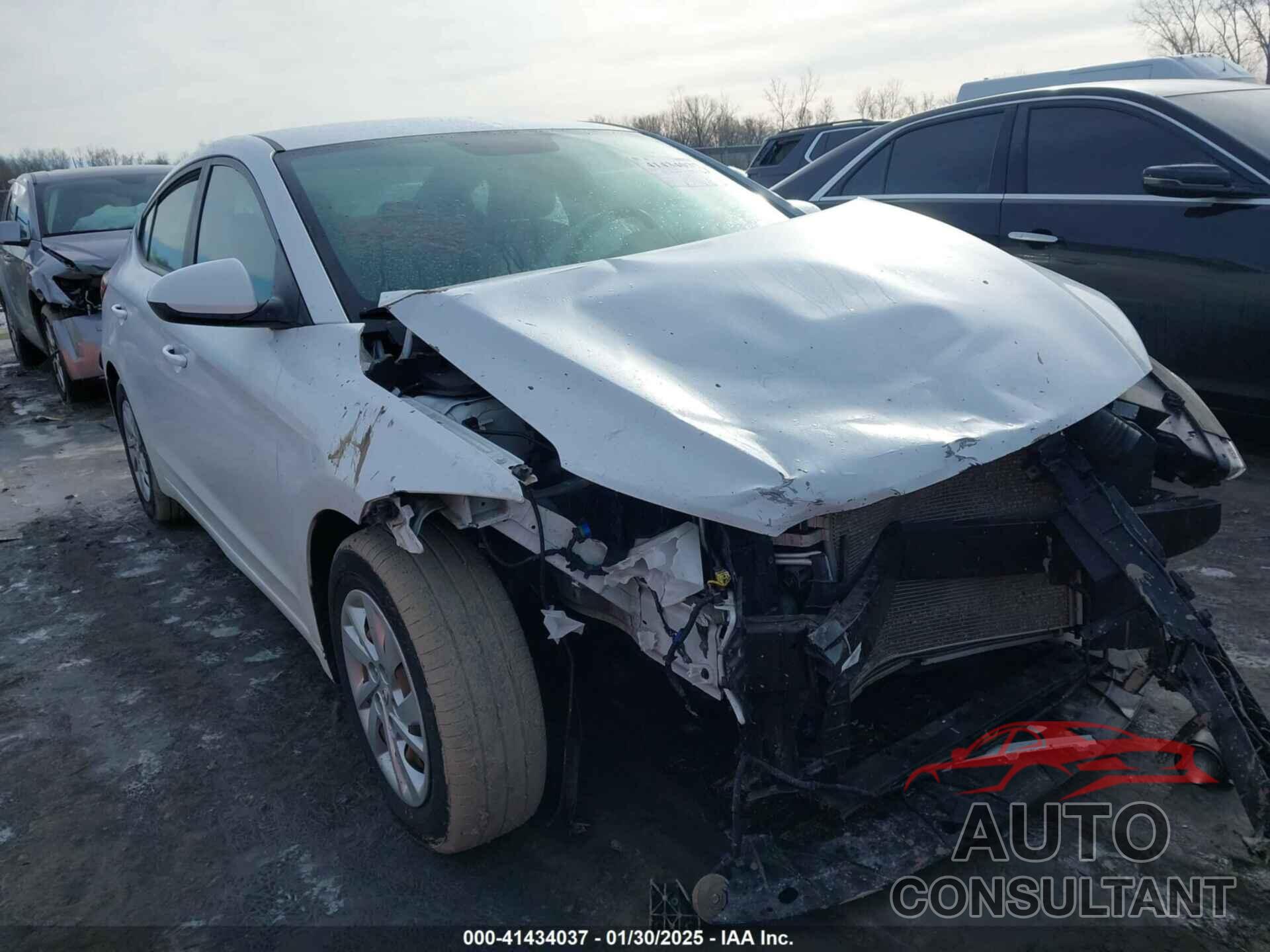HYUNDAI ELANTRA 2018 - 5NPD74LF0JH392213