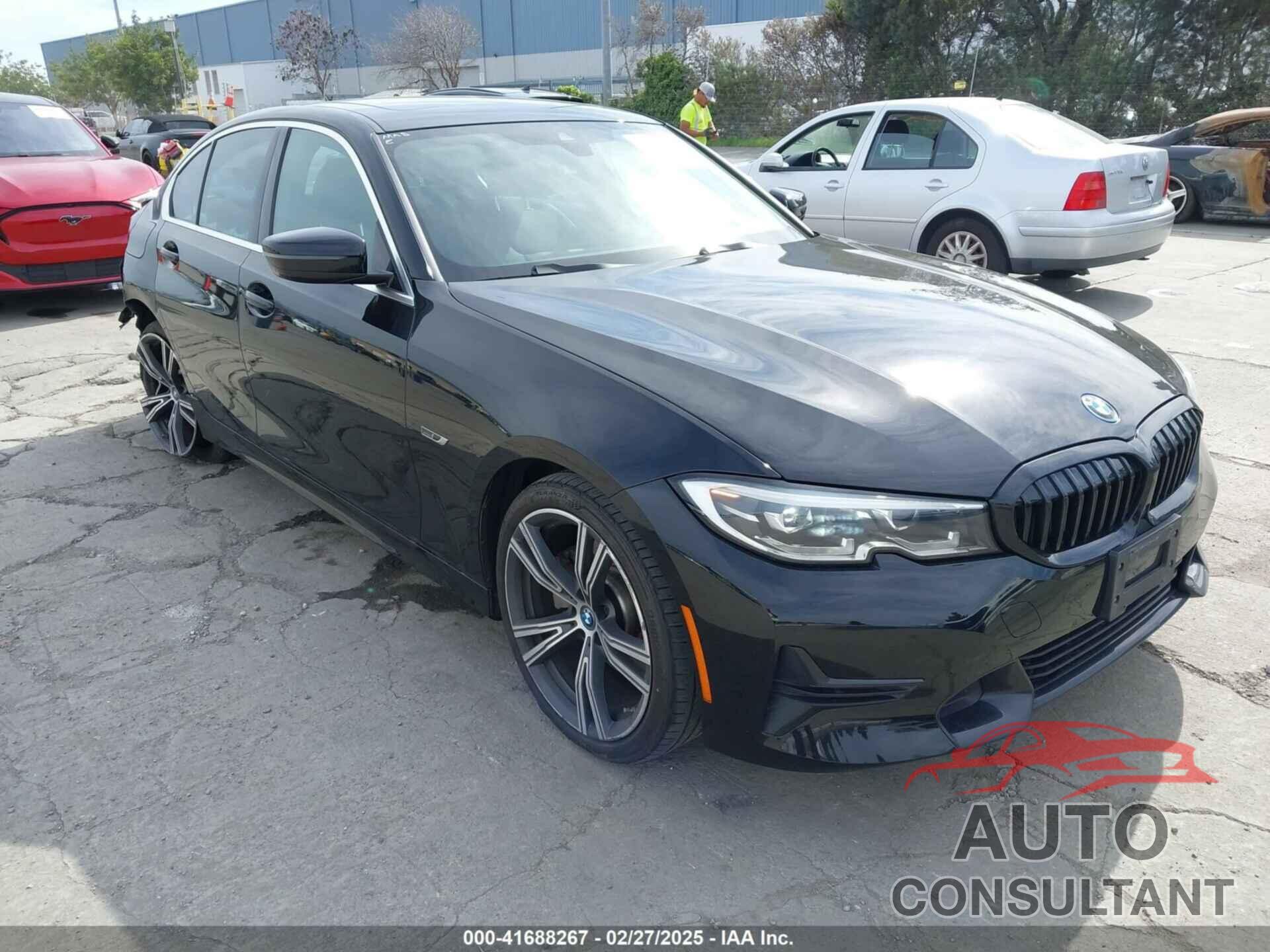 BMW 3 SERIES 2022 - 3MW5P7J06N8C50460