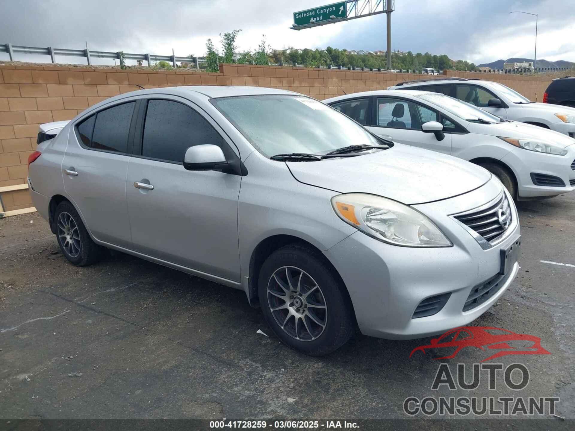 NISSAN VERSA 2013 - 3N1CN7AP2DL890693