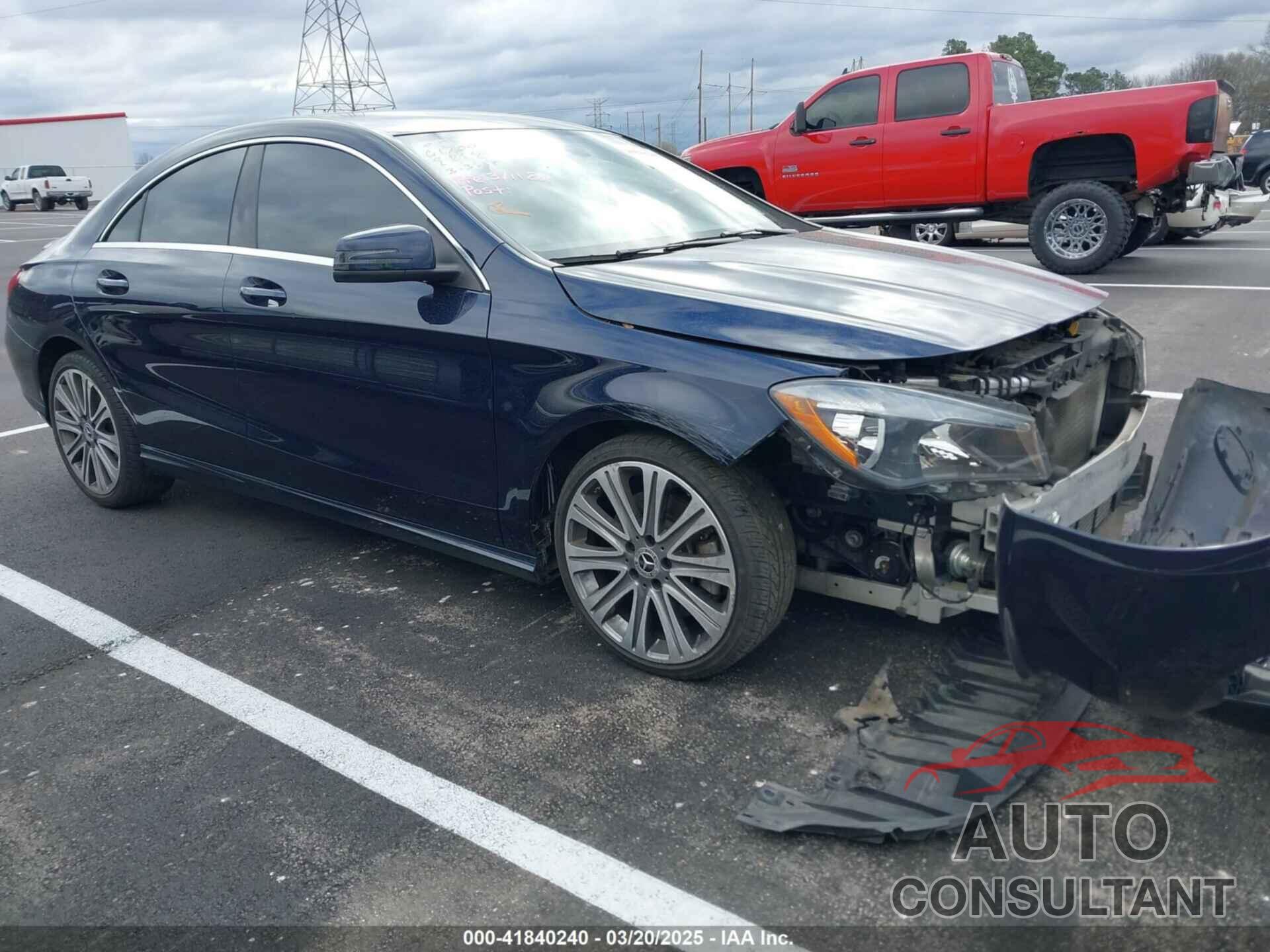 MERCEDES-BENZ CLA 250 2018 - WDDSJ4EB1JN570672