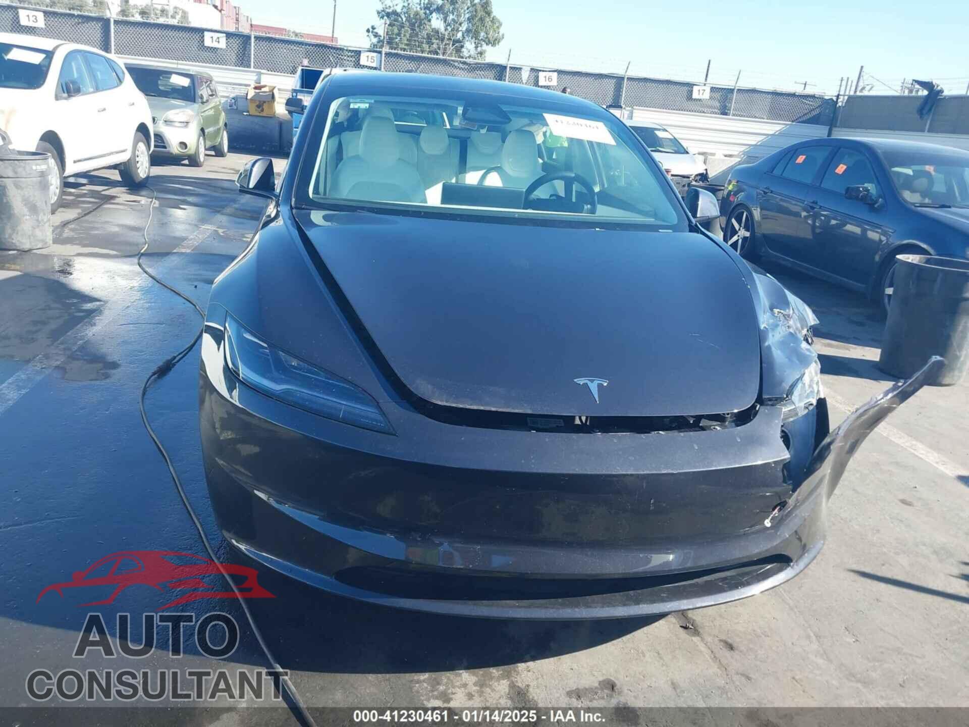 TESLA MODEL 3 2024 - 5YJ3E1EA8RF849264