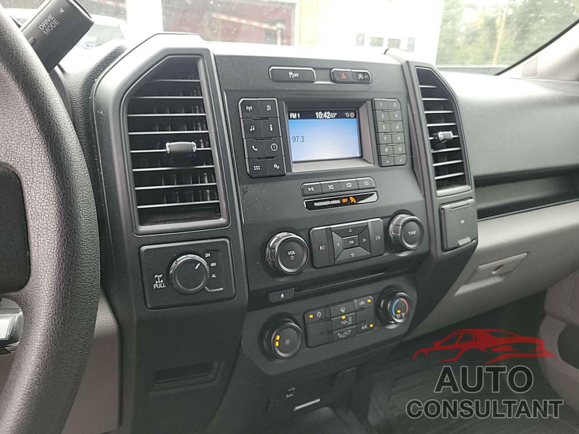 FORD F150 2018 - 1FTFW1E52JKC62336