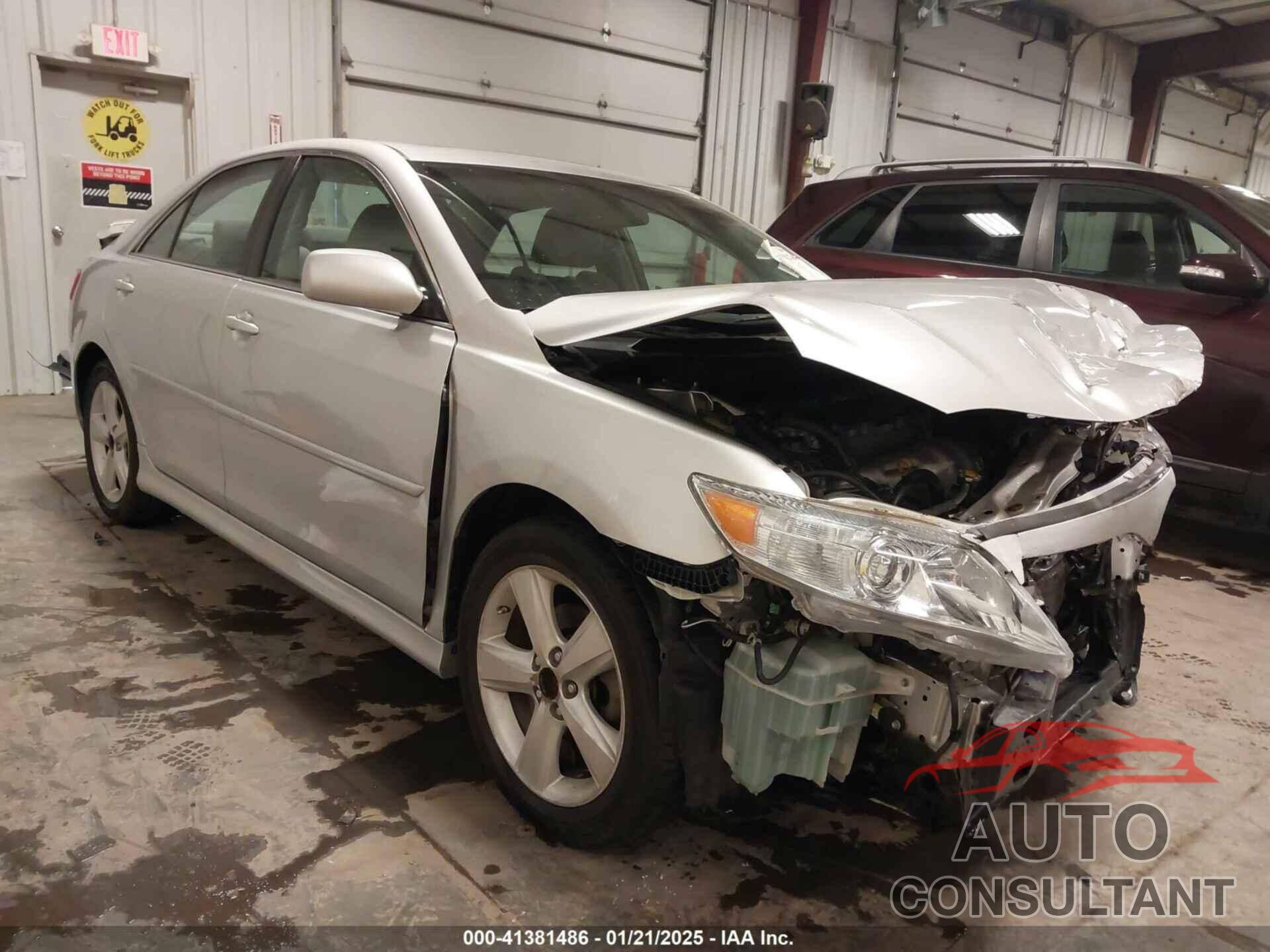 TOYOTA CAMRY 2011 - 4T1BF3EK4BU117834