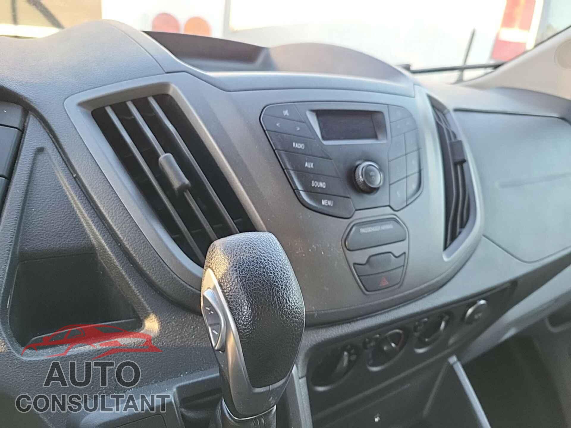 FORD TRANSIT-150 2015 - 1FTNE2YM7FKB32437