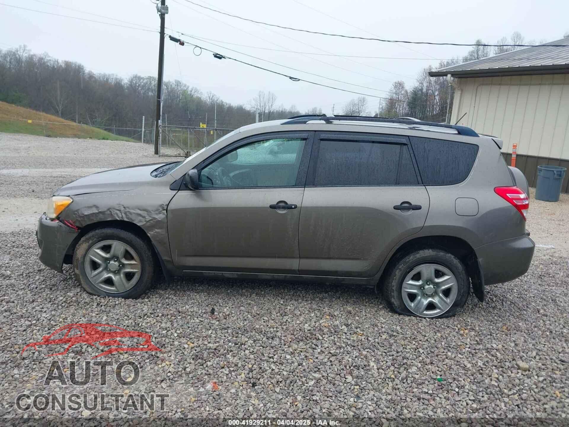 TOYOTA RAV4 2011 - JTMBF4DV2BD040208