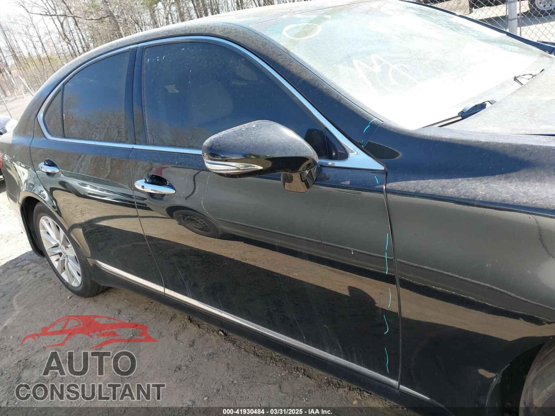 LEXUS LS 460 2011 - JTHCL5EF2B5010516