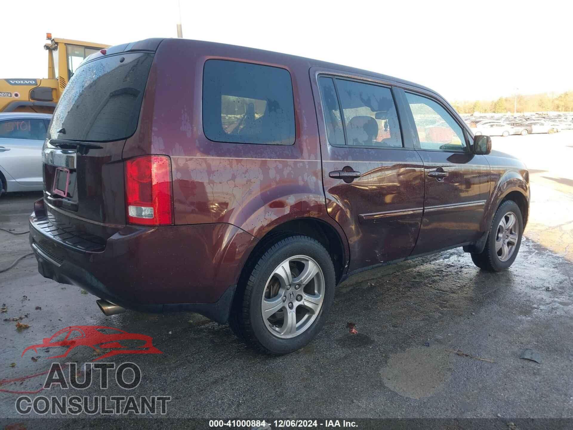 HONDA PILOT 2013 - 5FNYF3H5XDB005409