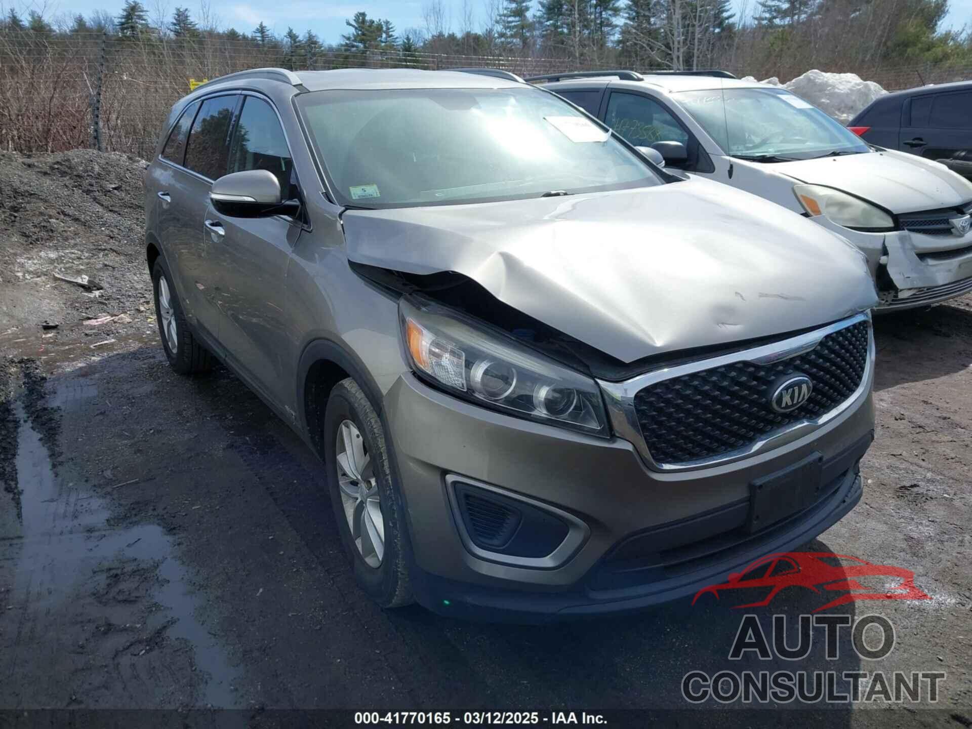 KIA SORENTO 2016 - 5XYPGDA37GG040977