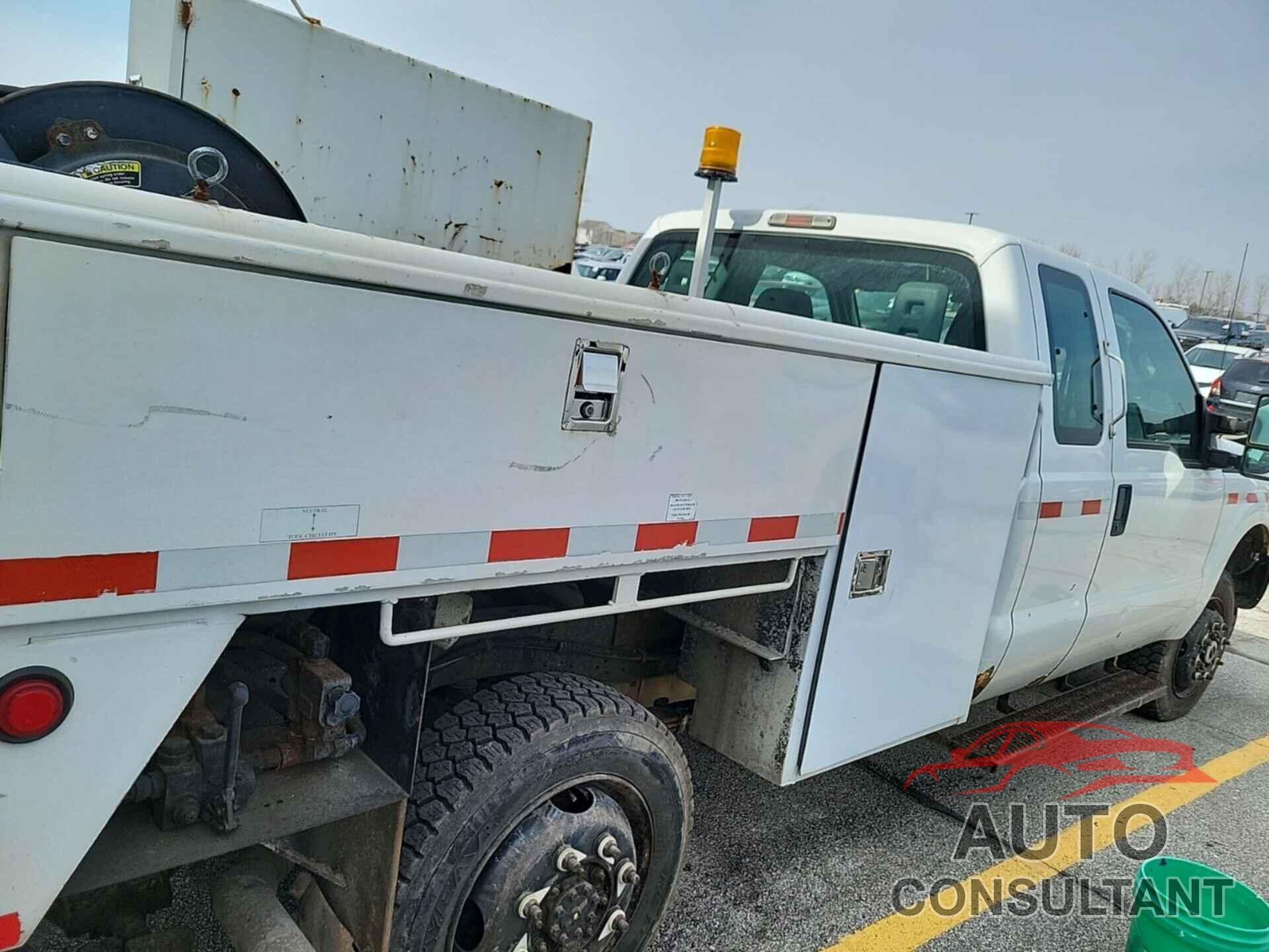 FORD F250 2013 - 1FT7X2B68DEB20645