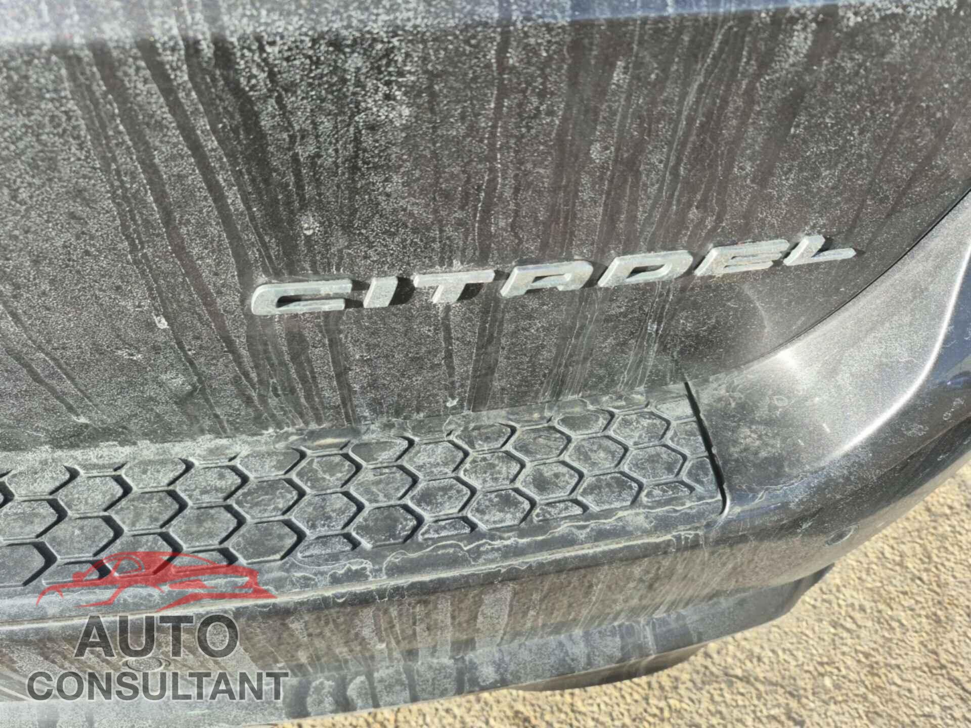 DODGE DURANGO 2021 - 1C4RDJEG0MC723228