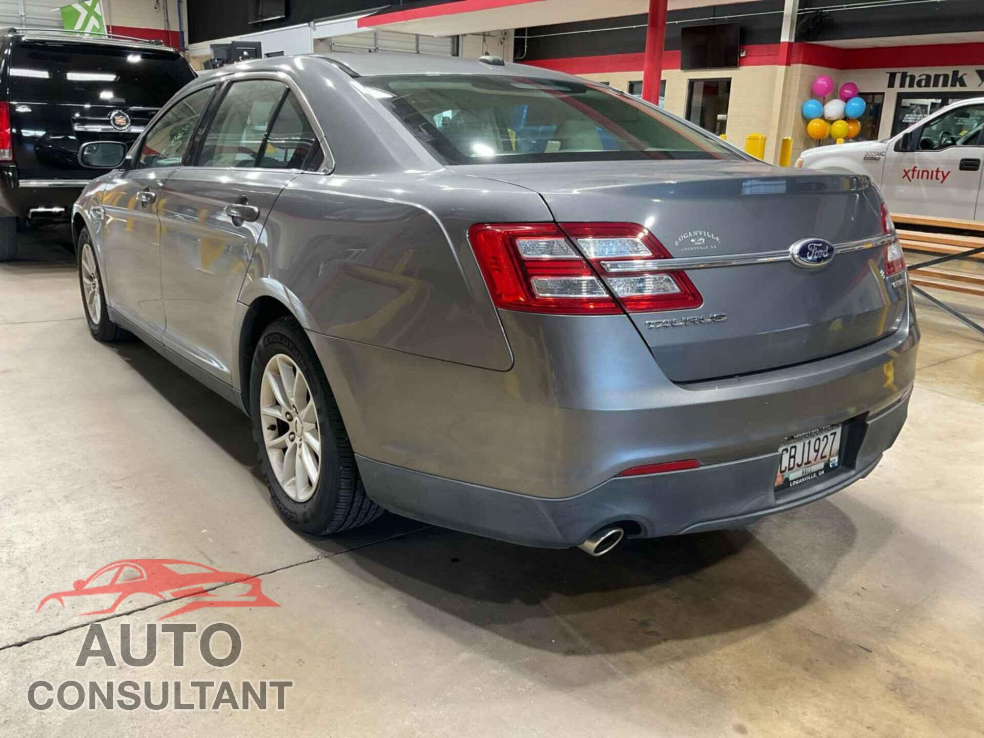 FORD TAURUS 2013 - 1FAHP2D84DG137617