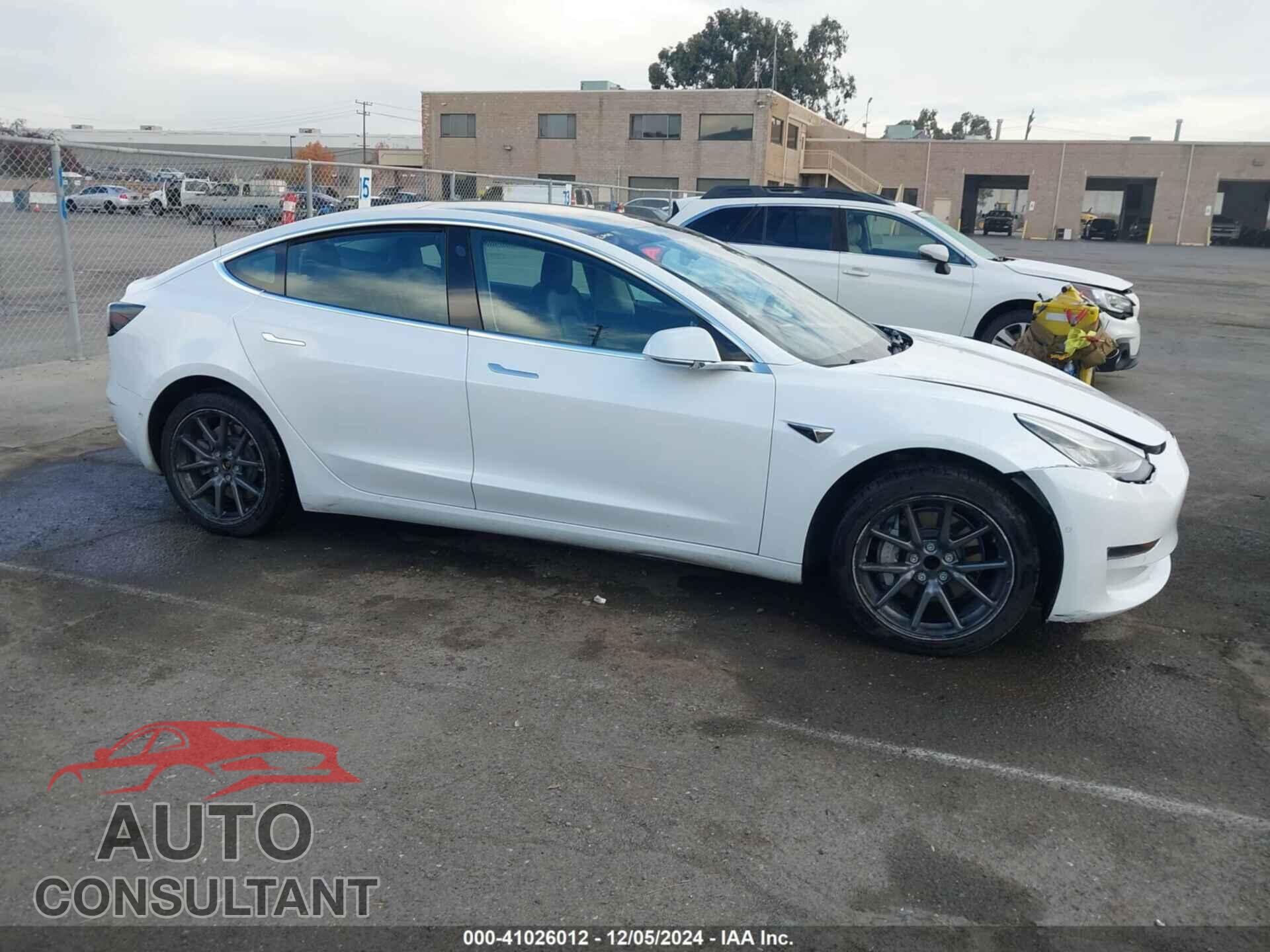 TESLA MODEL 3 2019 - 5YJ3E1EA8KF401595