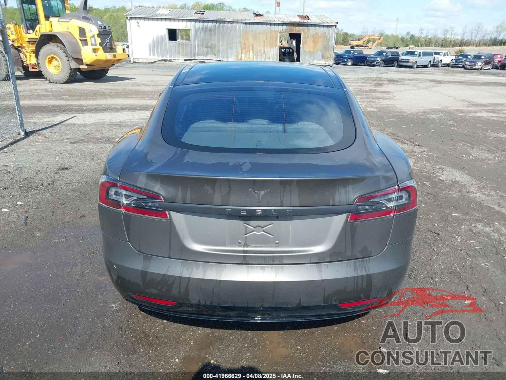 TESLA MODEL S 2018 - 5YJSA1E48JF268871