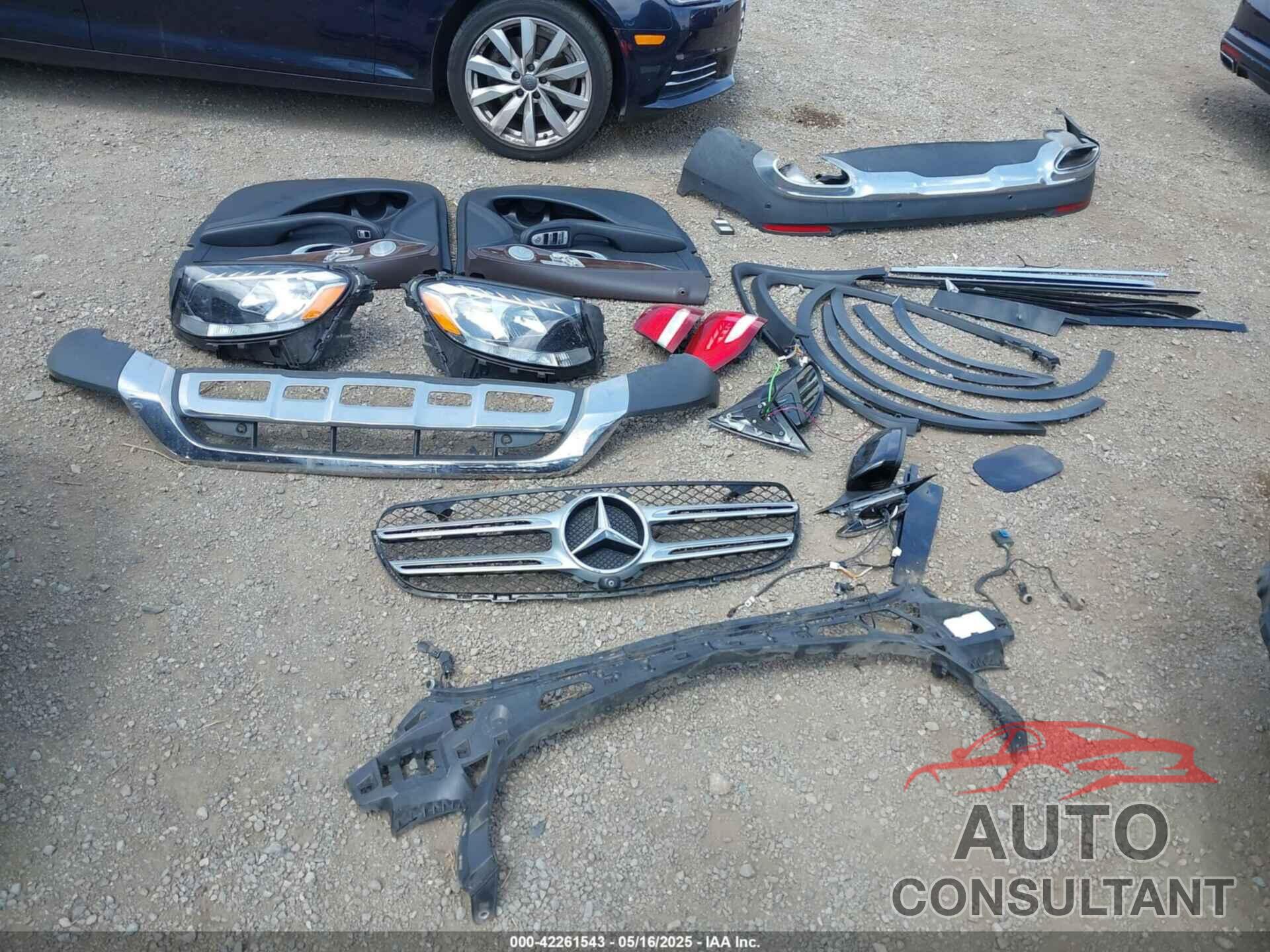 MERCEDES-BENZ GLC 300 2016 - WDC0G4KB6GF087180