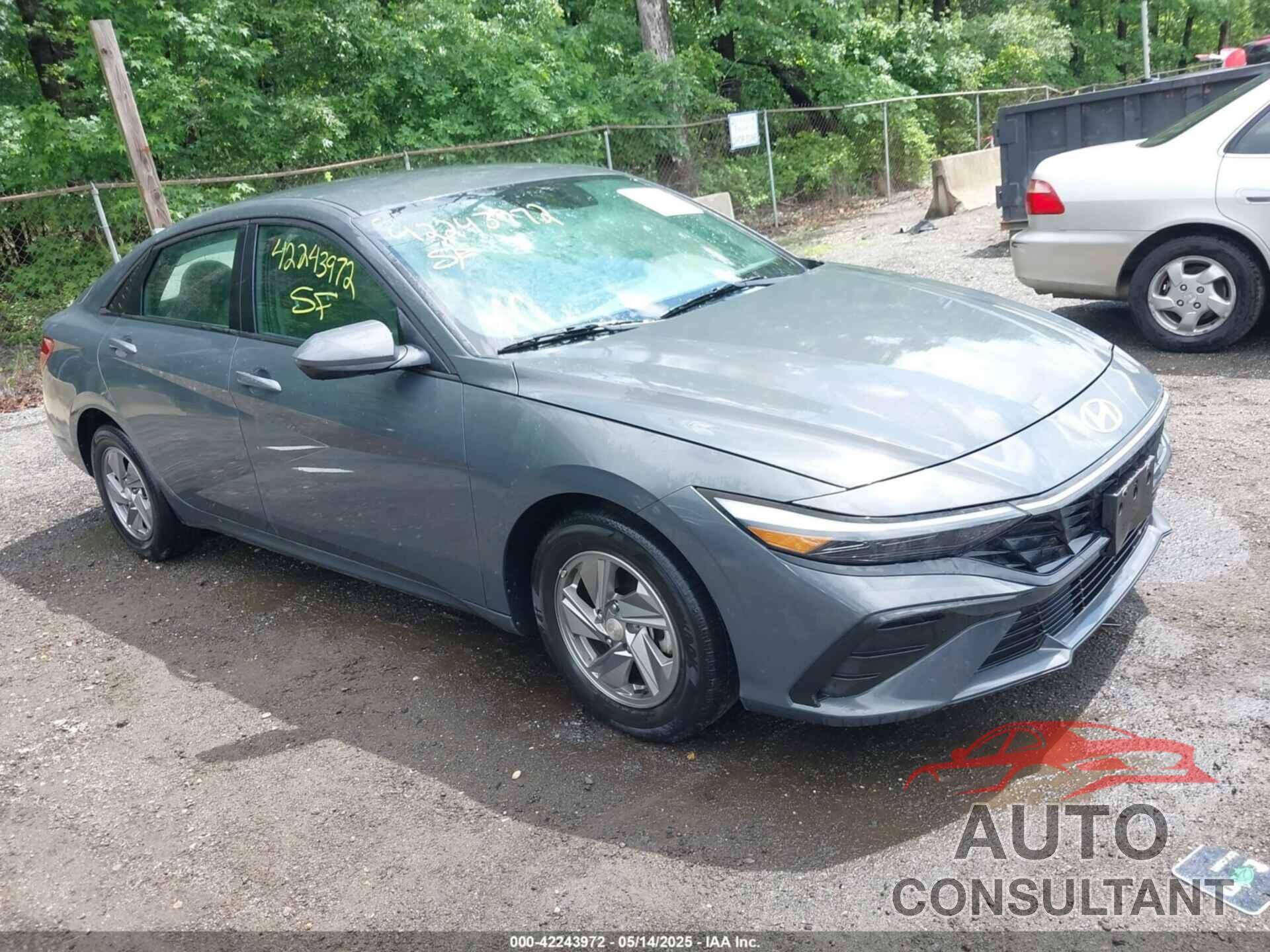 HYUNDAI ELANTRA 2024 - KMHLL4DG2RU740976