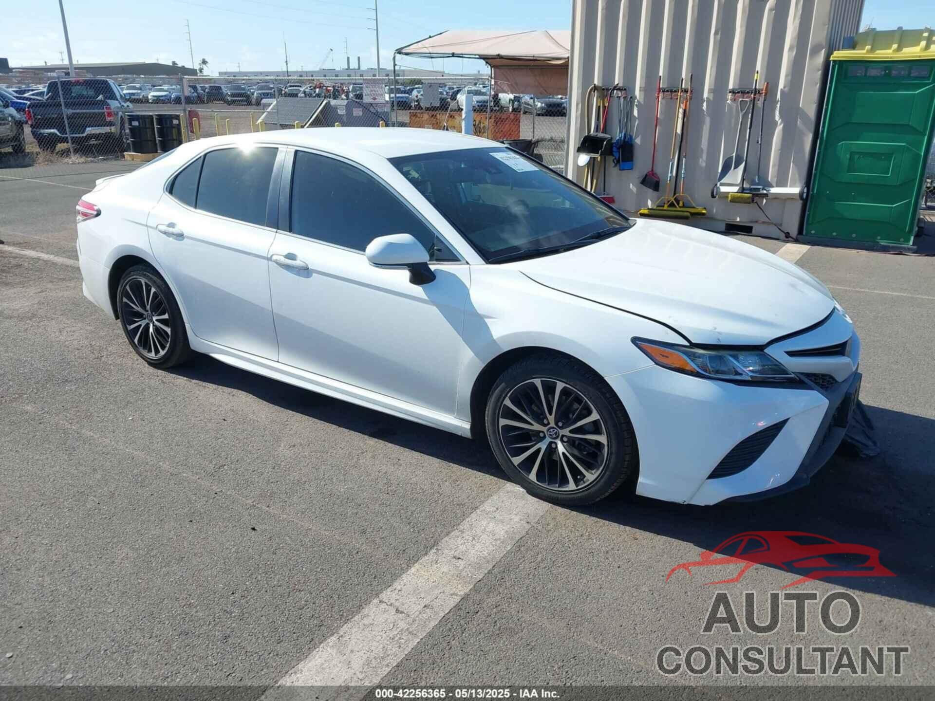TOYOTA CAMRY 2019 - 4T1B11HK5KU842132