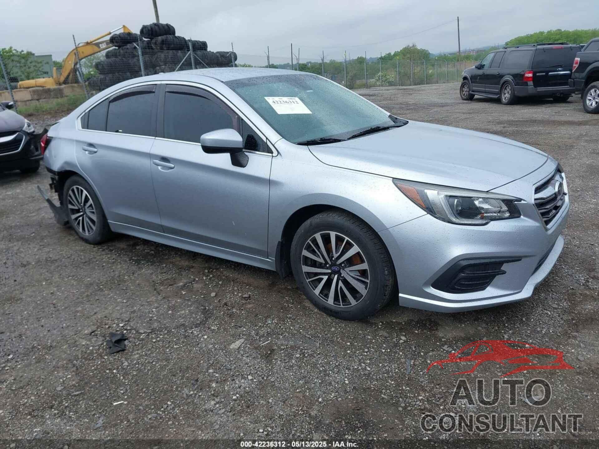 SUBARU LEGACY 2019 - 4S3BNAF61K3011165