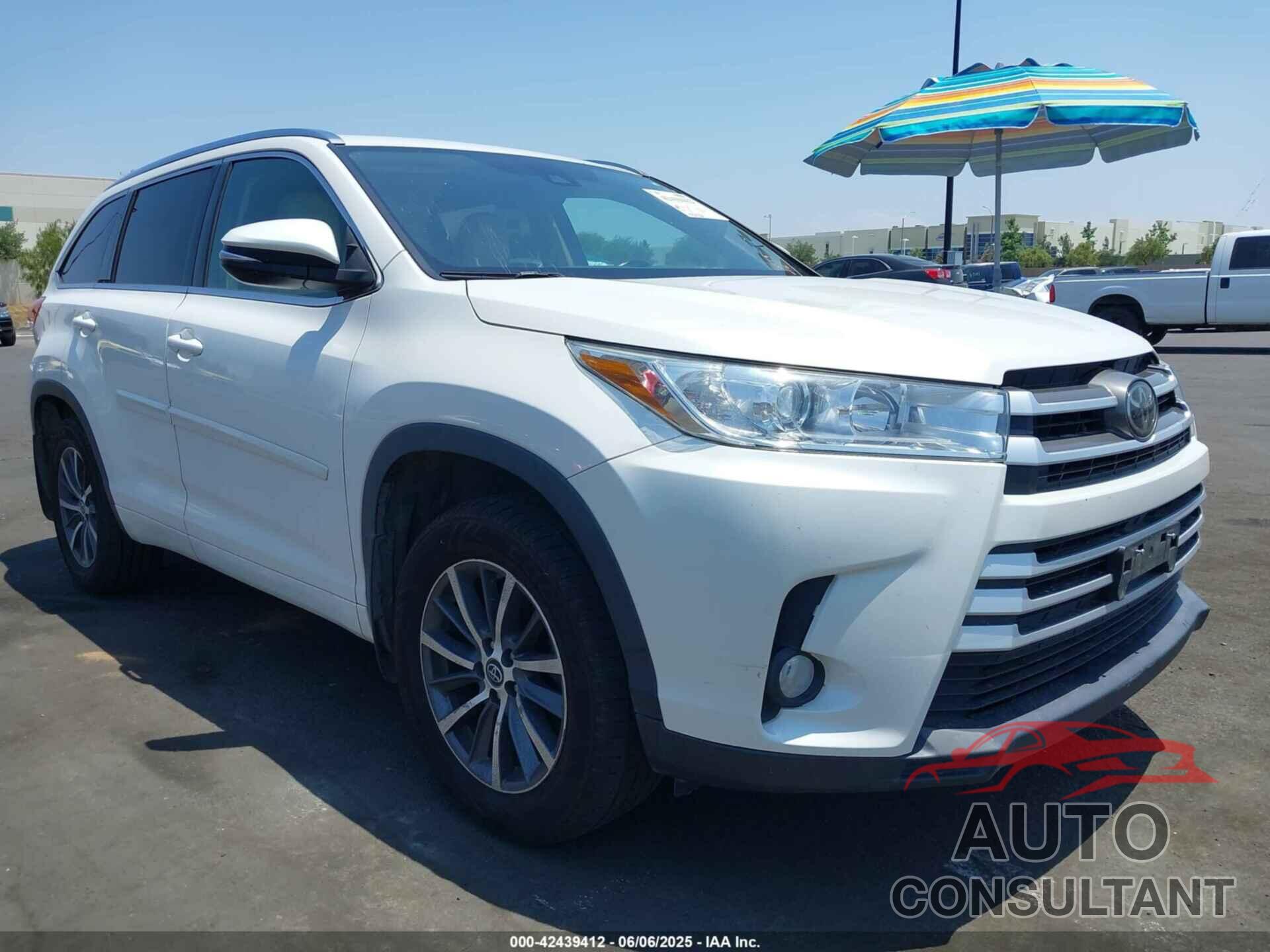 TOYOTA HIGHLANDER 2018 - 5TDJZRFH3JS876149