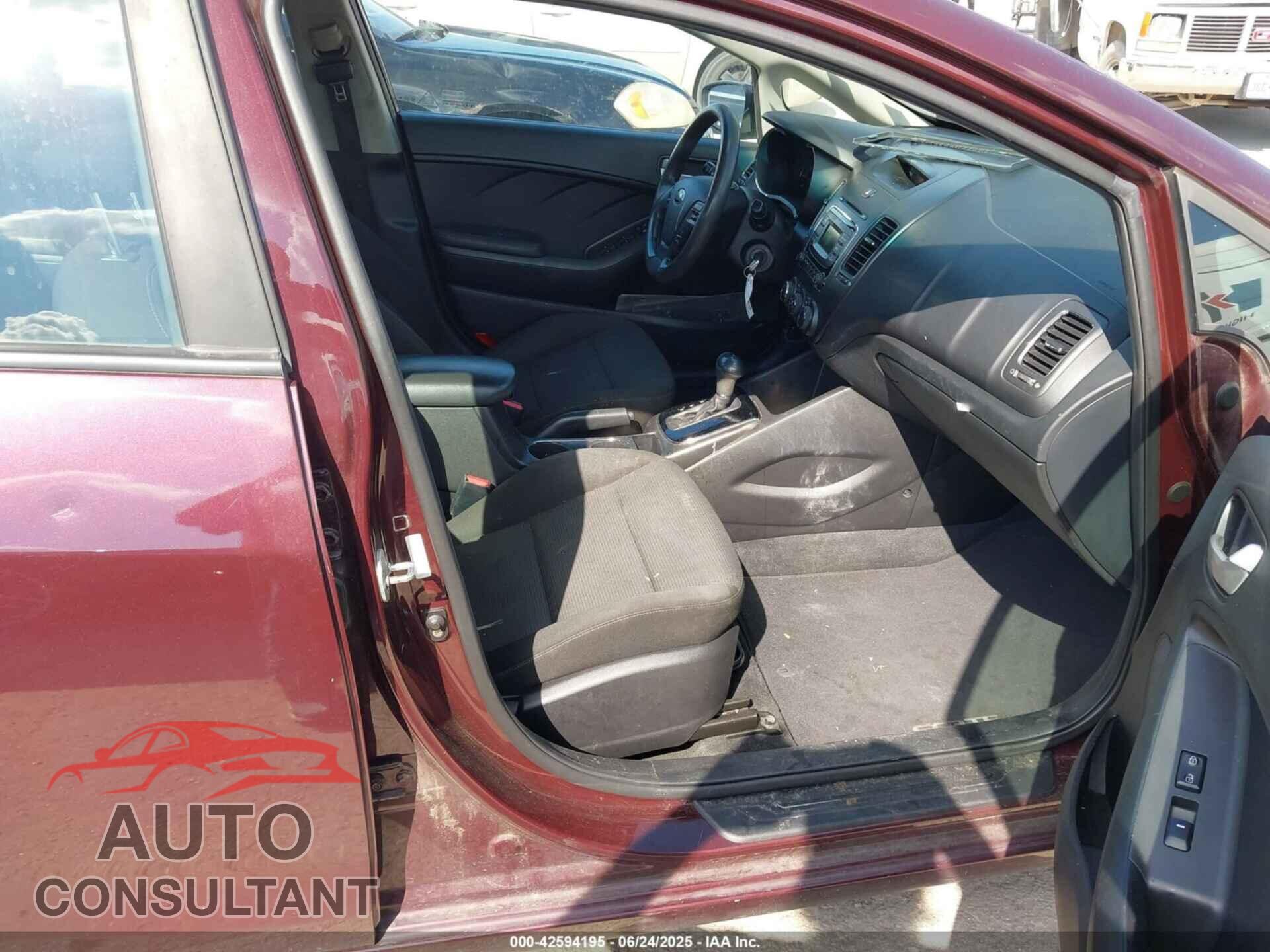 KIA FORTE 2017 - 3KPFK4A79HE110448