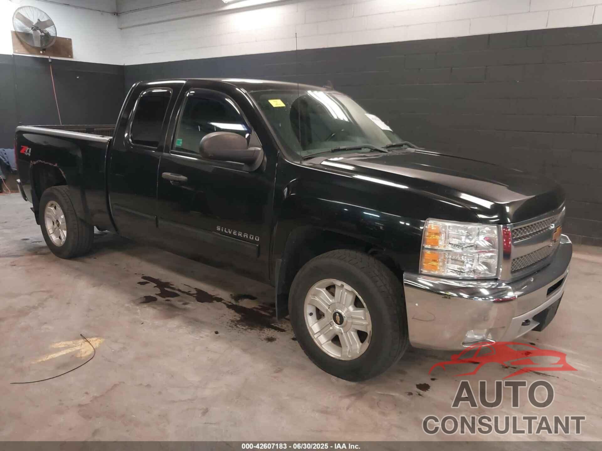 CHEVROLET SILVERADO 1500 2013 - 1GCRKSE71DZ333313