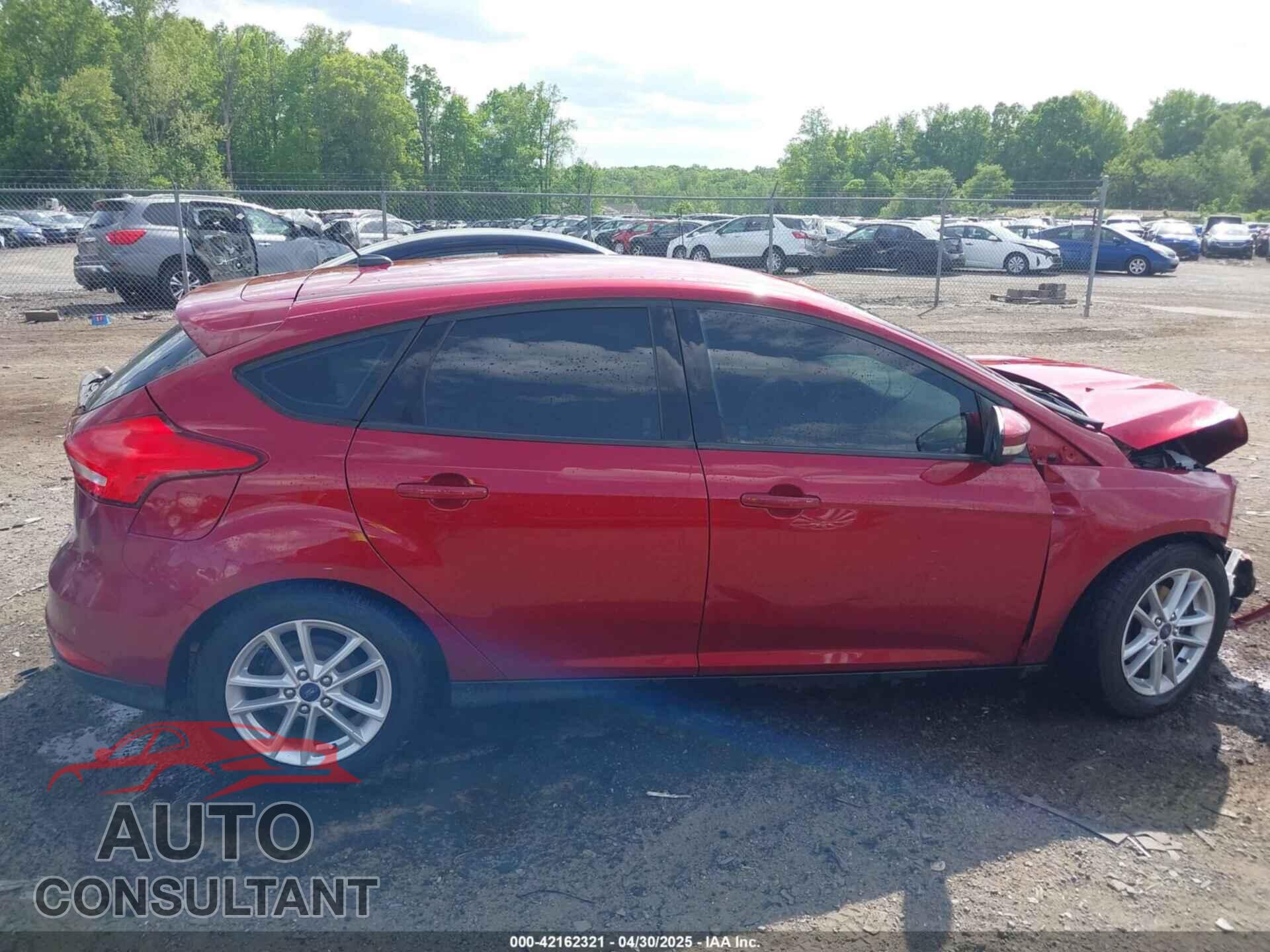 FORD FOCUS 2017 - 1FADP3K23HL240561