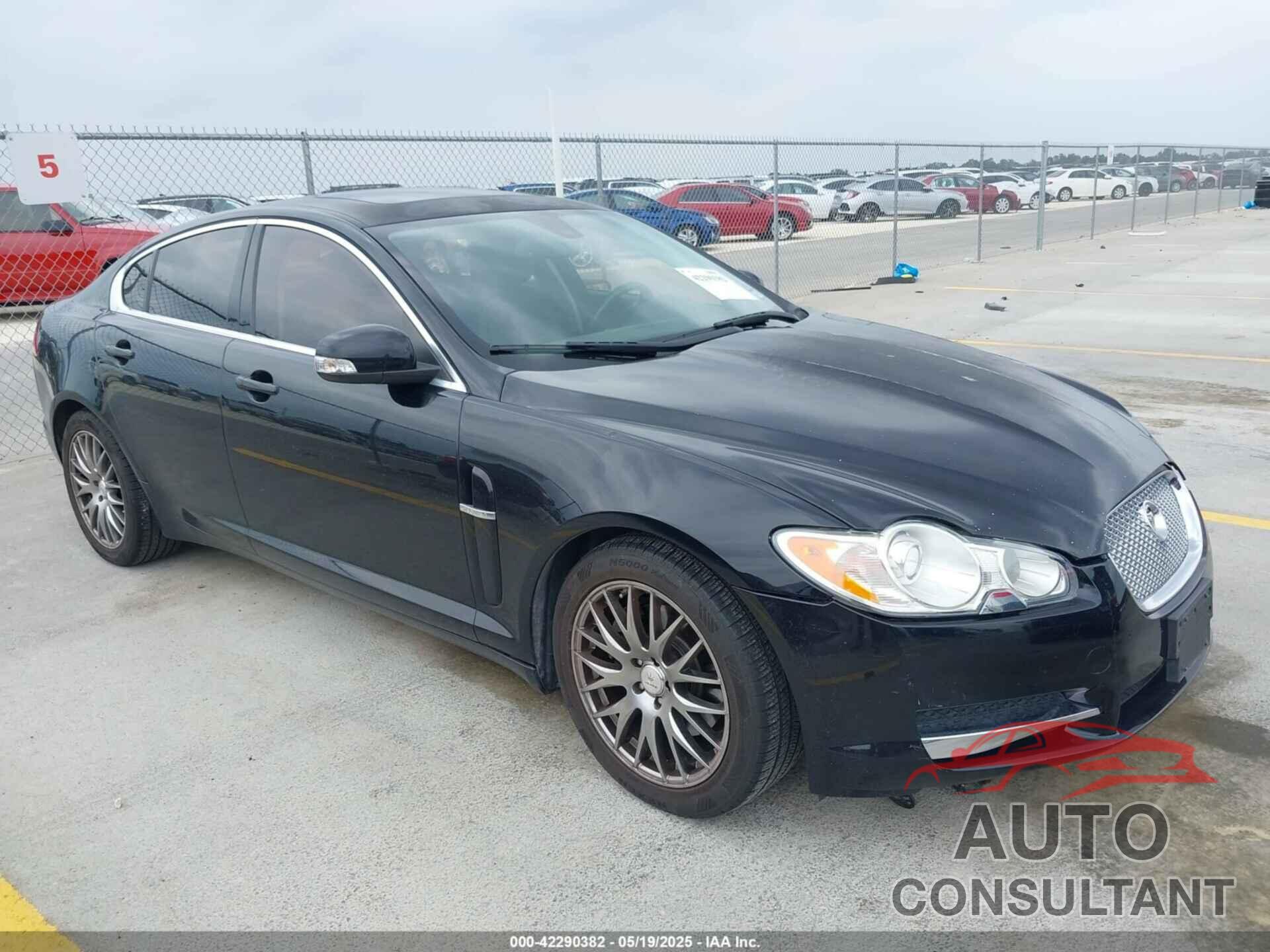 JAGUAR XF 2009 - SAJWA05B39HR38513
