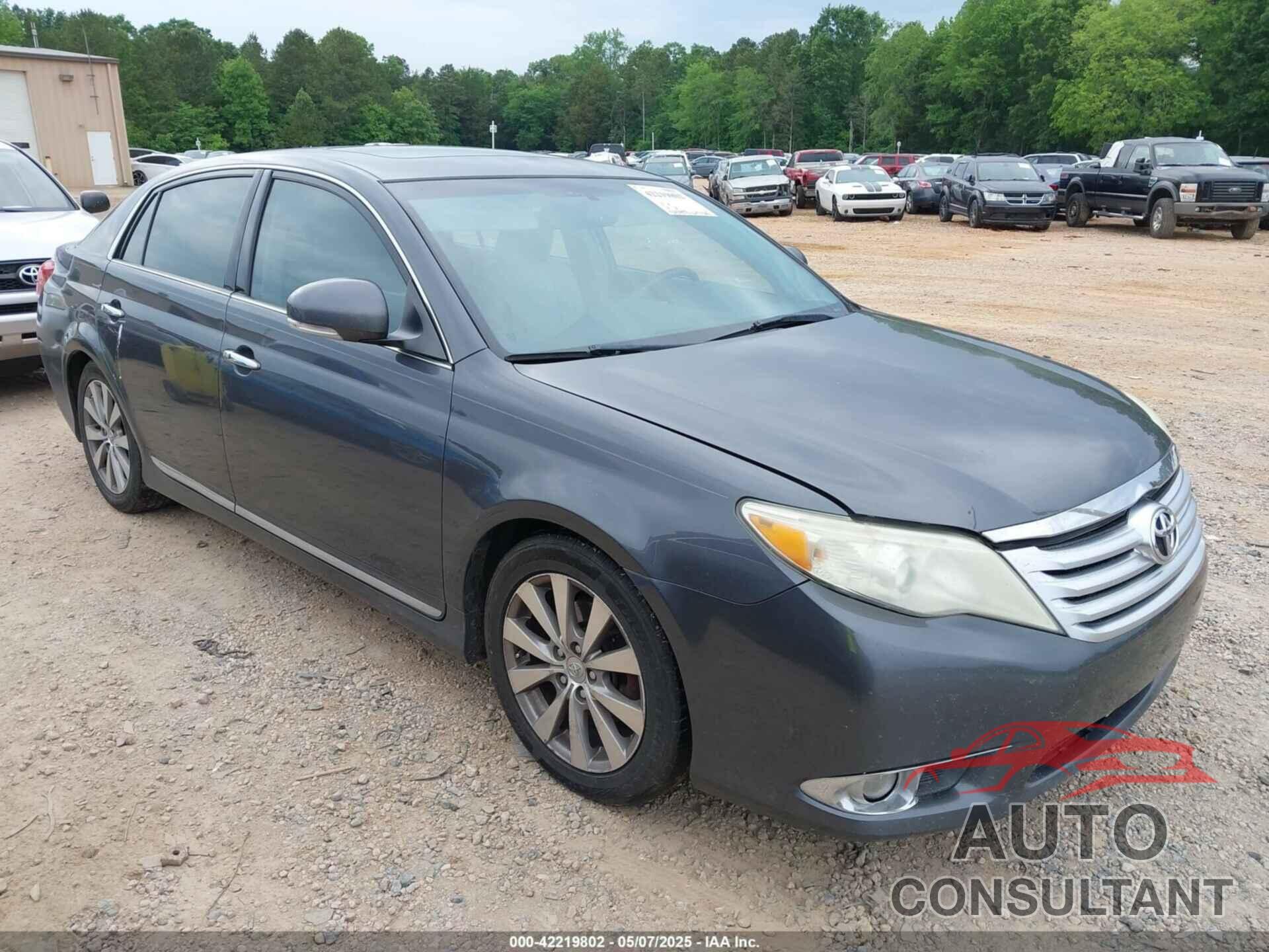 TOYOTA AVALON 2011 - 4T1BK3DB8BU420824