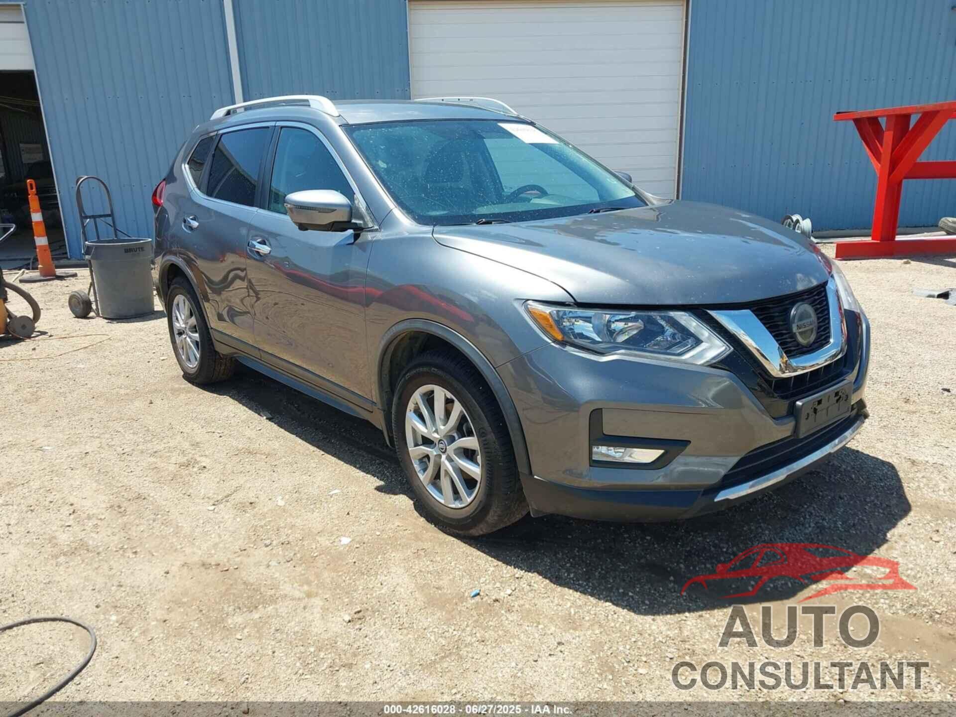 NISSAN ROGUE 2018 - KNMAT2MT8JP512125