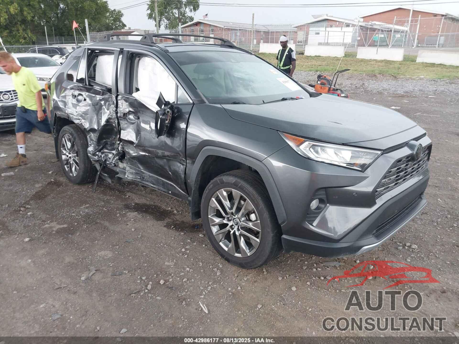 TOYOTA RAV4 2020 - 2T3Y1RFV5LC044245