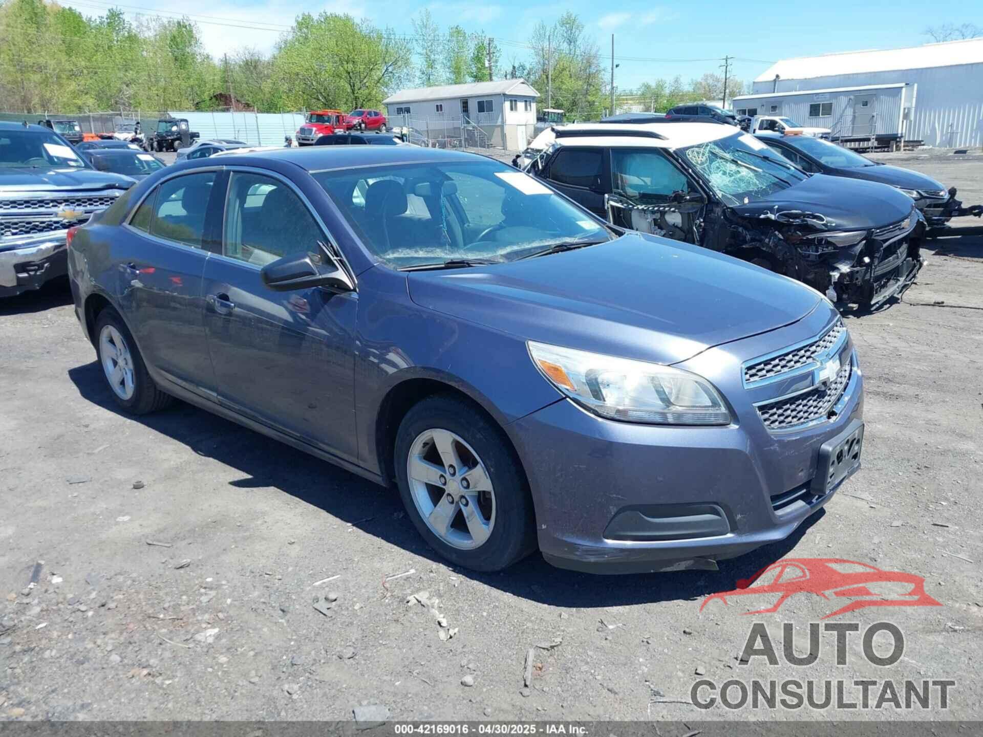 CHEVROLET MALIBU 2013 - 1G11B5SA4DF327904
