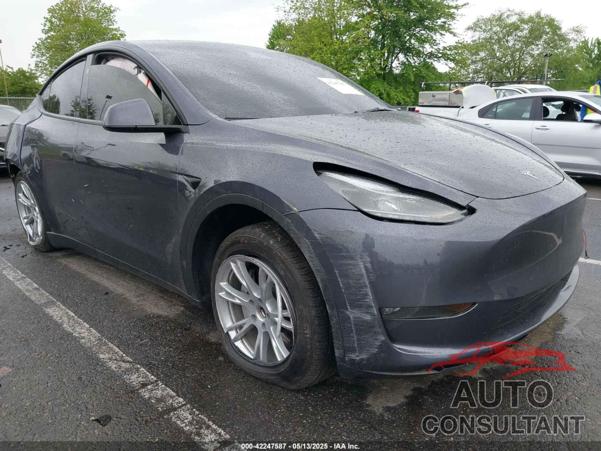 TESLA MODEL Y 2023 - 7SAYGDED5PF958065