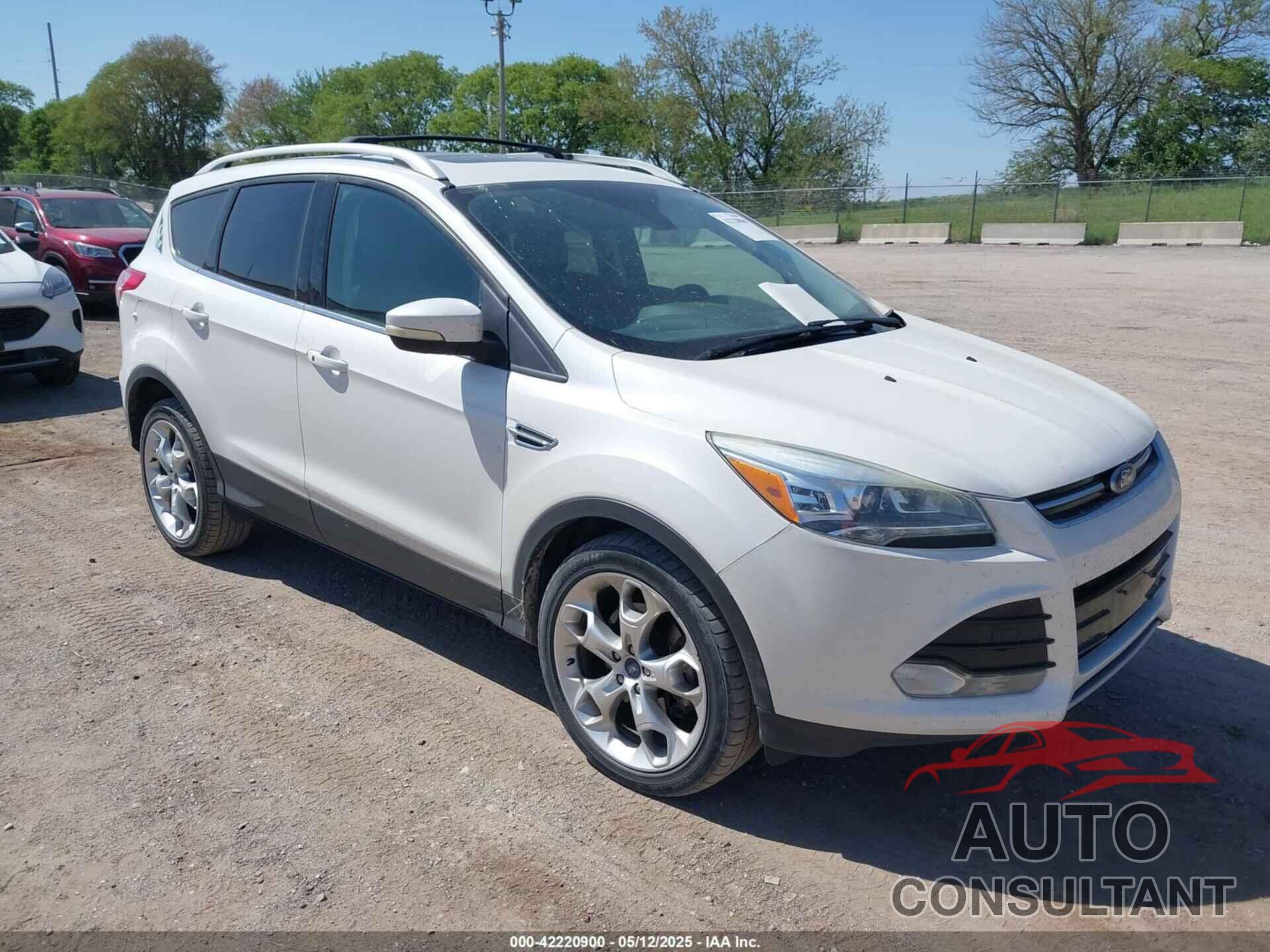 FORD ESCAPE 2013 - 1FMCU9J9XDUA34038