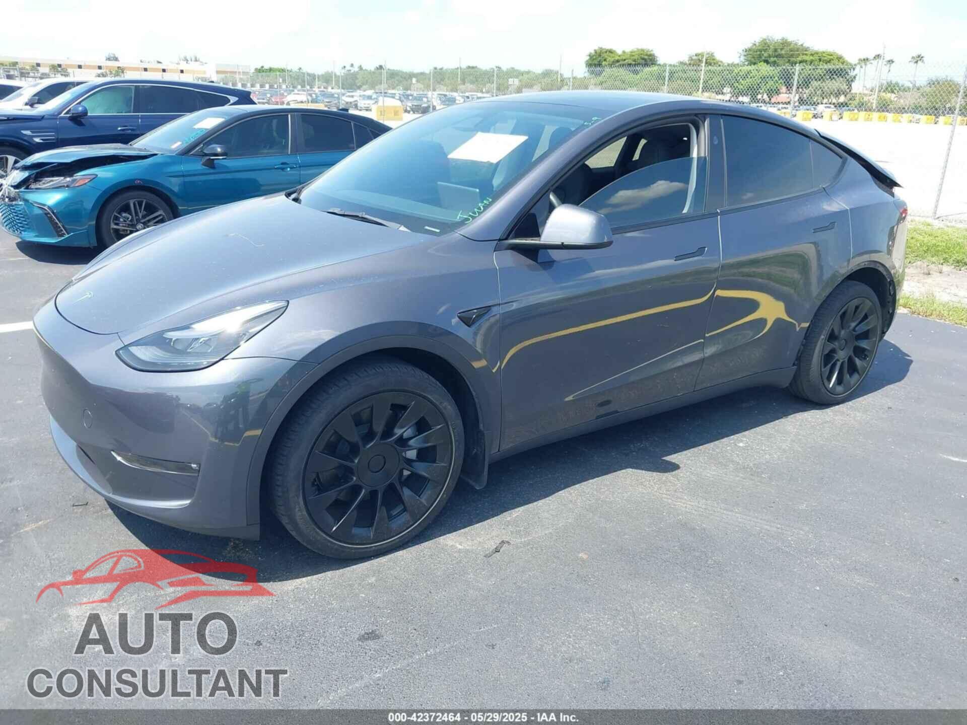 TESLA MODEL Y 2023 - 7SAYGDEEXPF853398