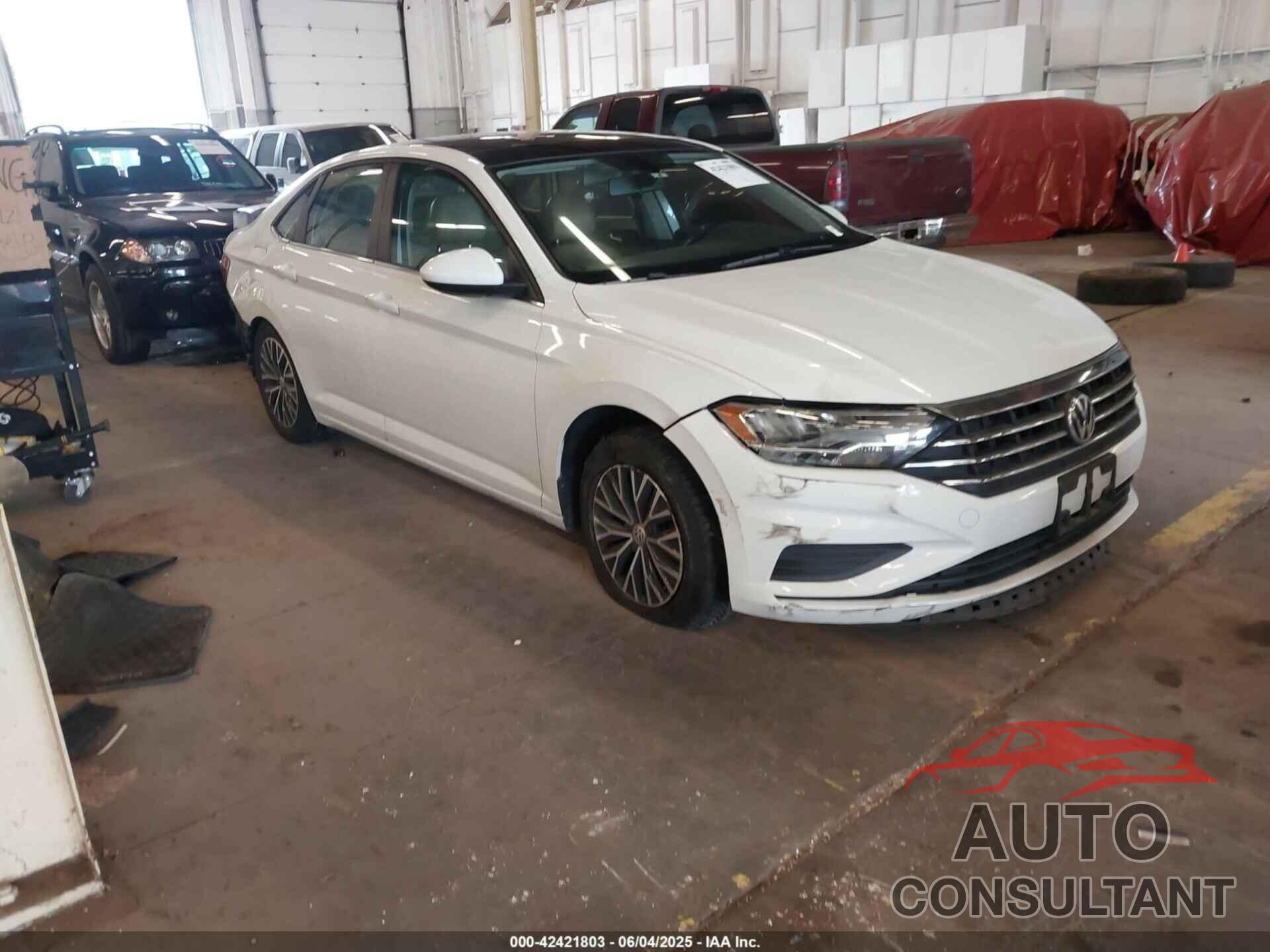 VOLKSWAGEN JETTA 2019 - 3VWC57BU9KM084226