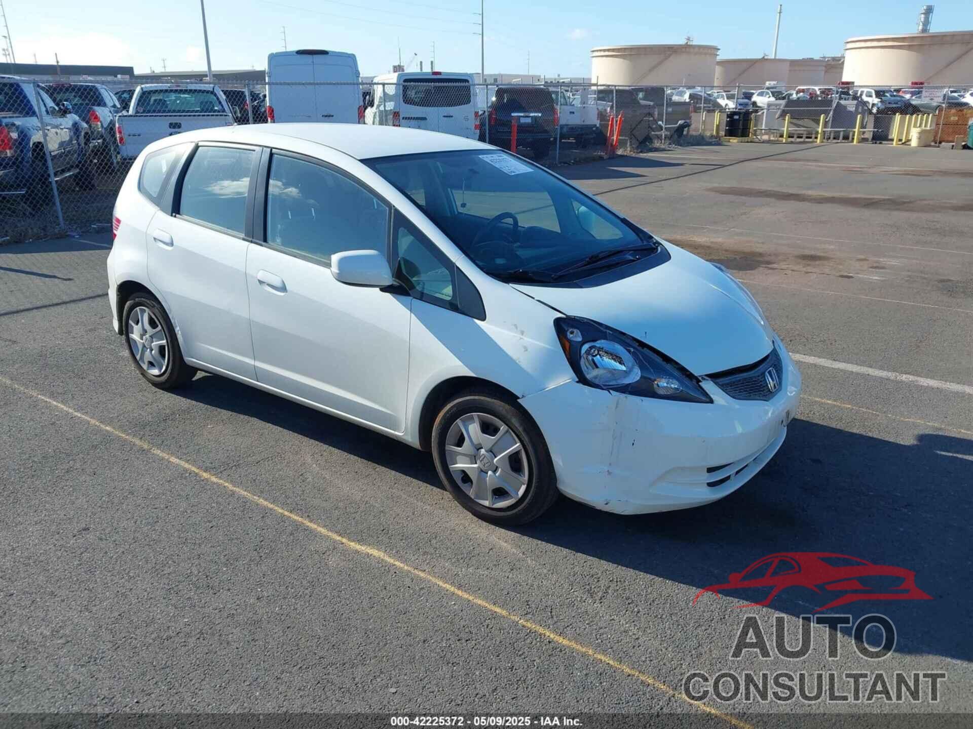 HONDA FIT 2013 - JHMGE8H30DC069111