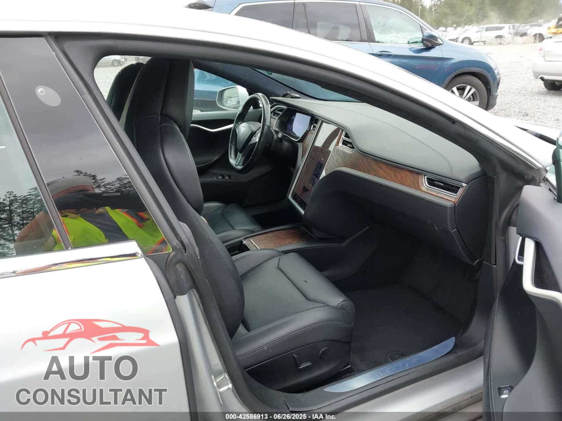 TESLA MODEL S 2017 - 5YJSA1E11HF217633